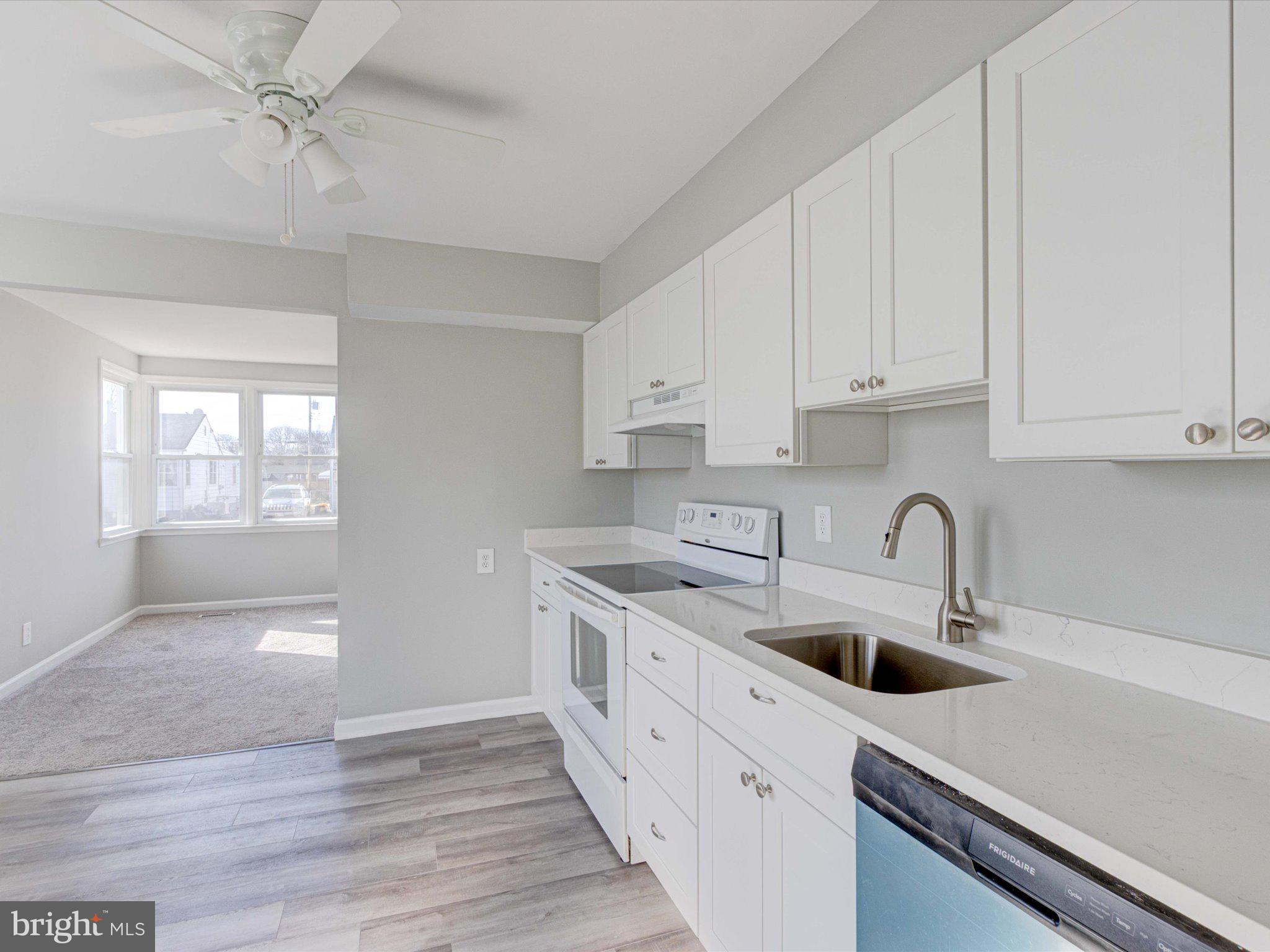 MUNROE GARDENS - Residential