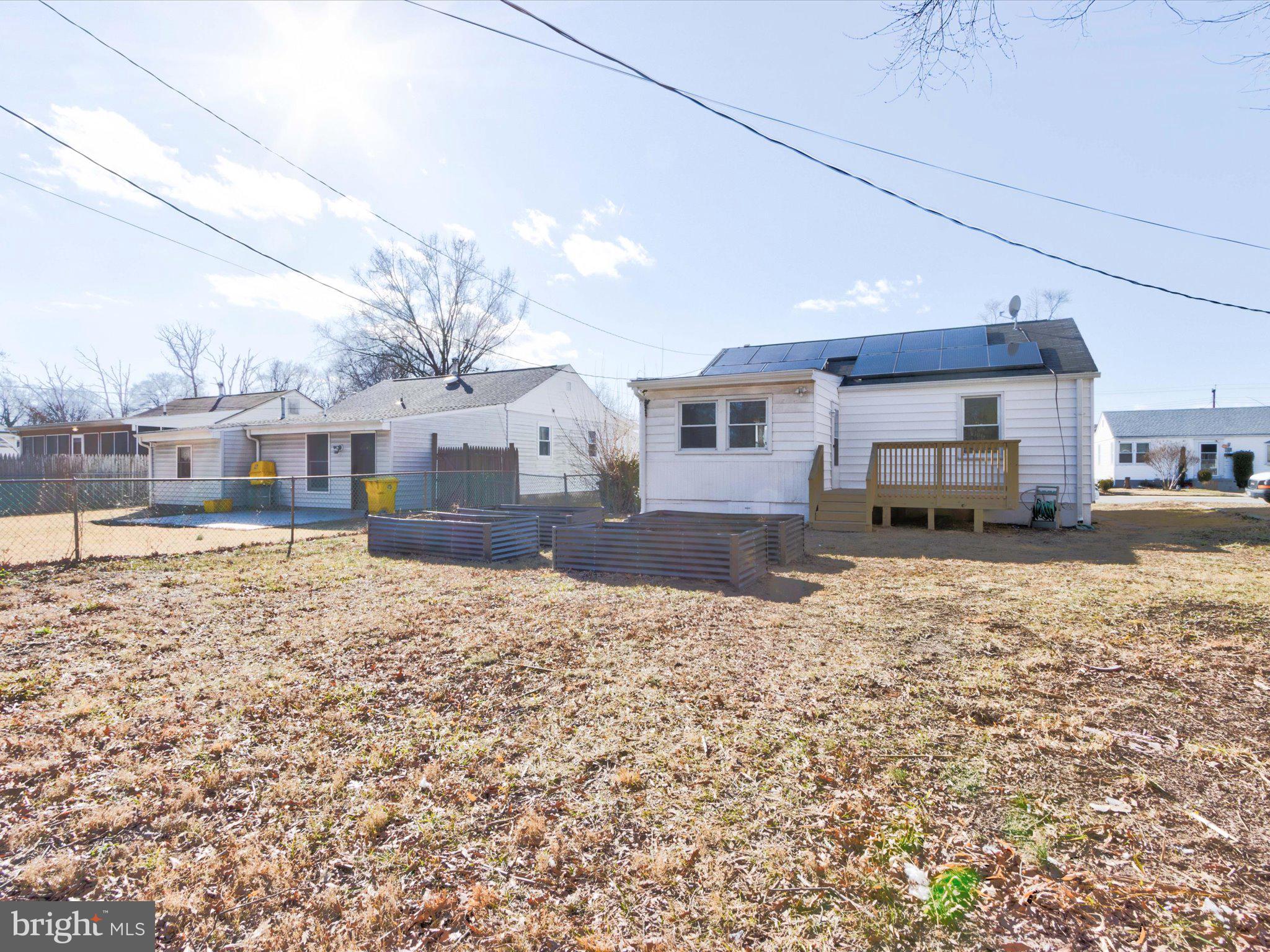 MUNROE GARDENS - Residential