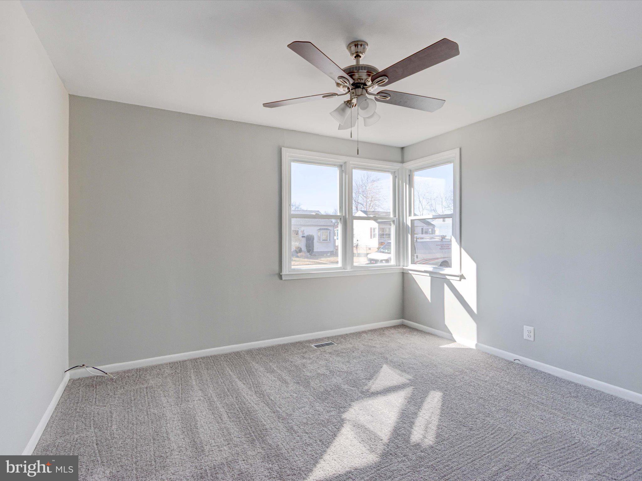 MUNROE GARDENS - Residential