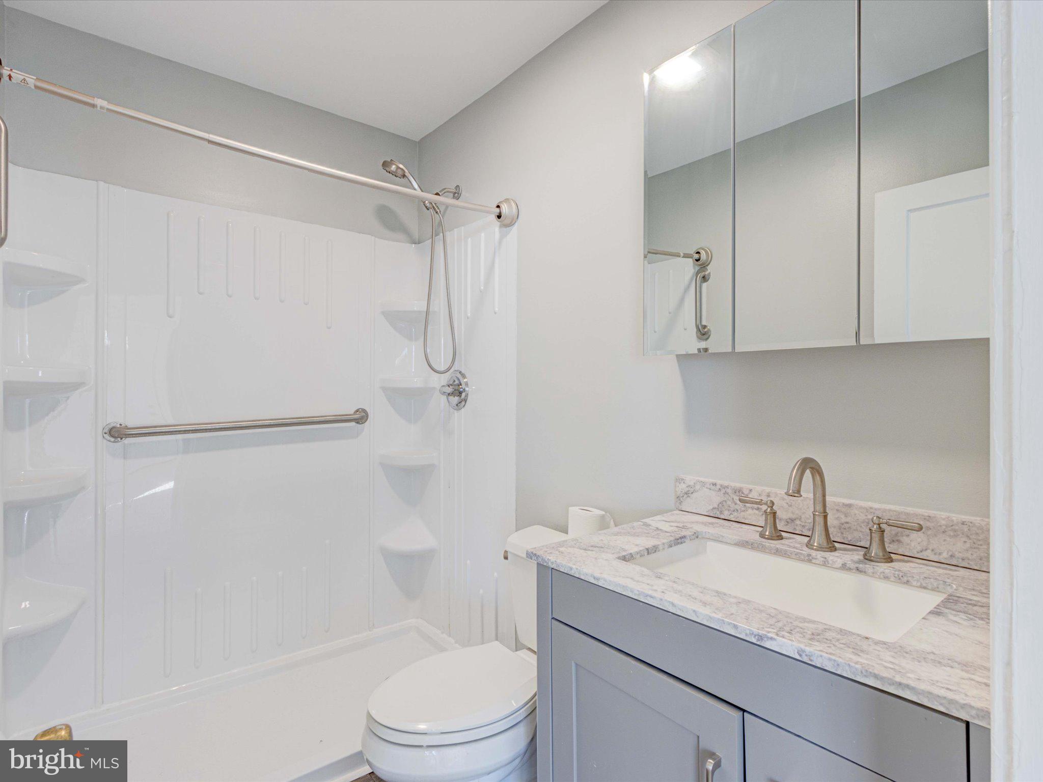 MUNROE GARDENS - Residential