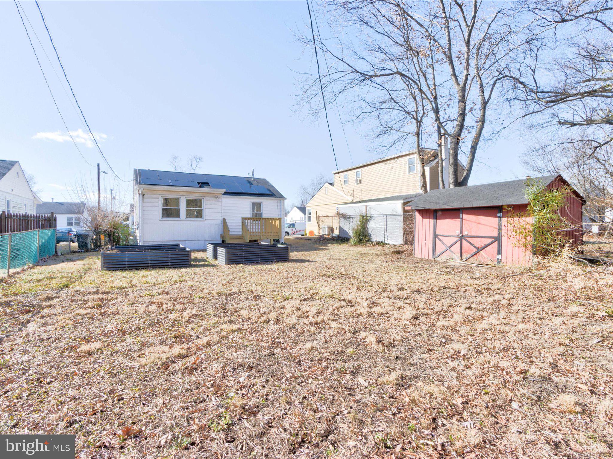 MUNROE GARDENS - Residential