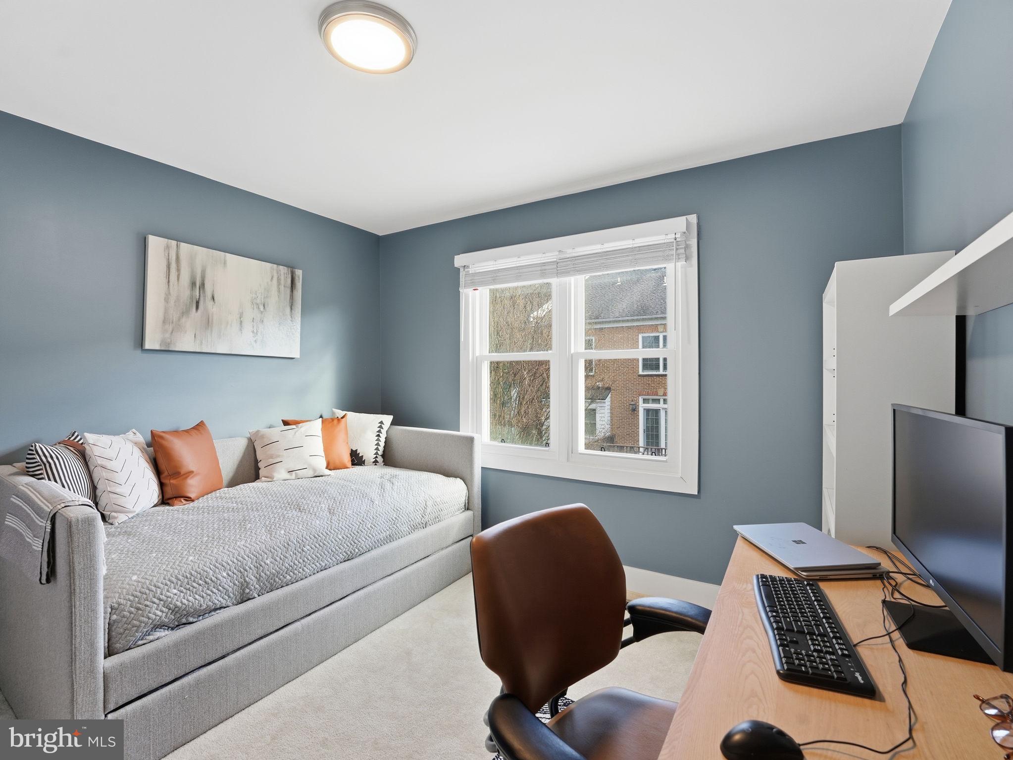 MONTICELLO OF TYSONS - Residential