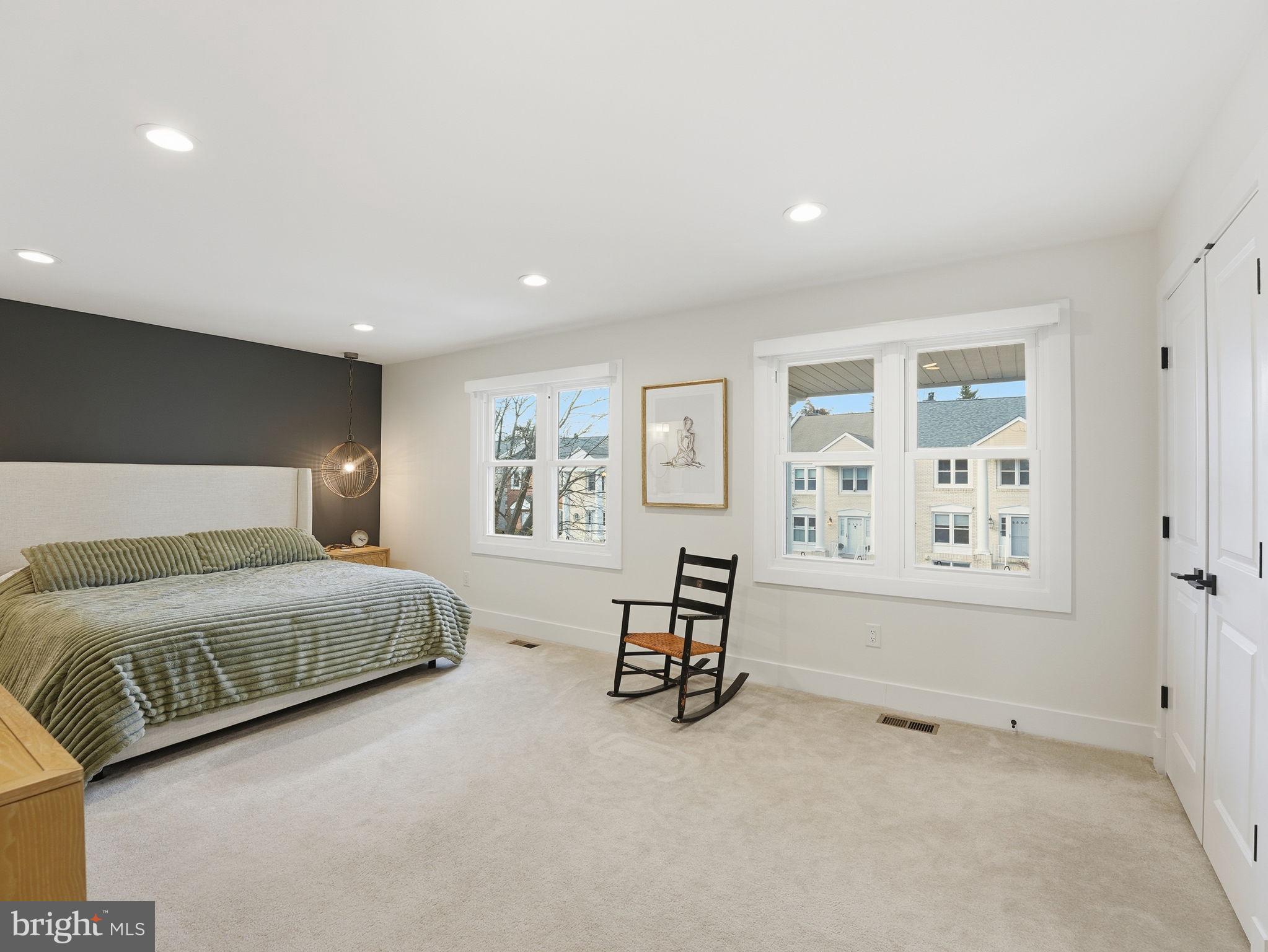 MONTICELLO OF TYSONS - Residential