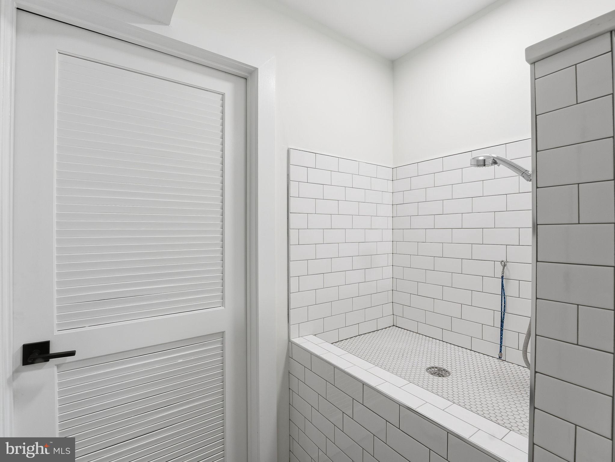 MONTICELLO OF TYSONS - Residential