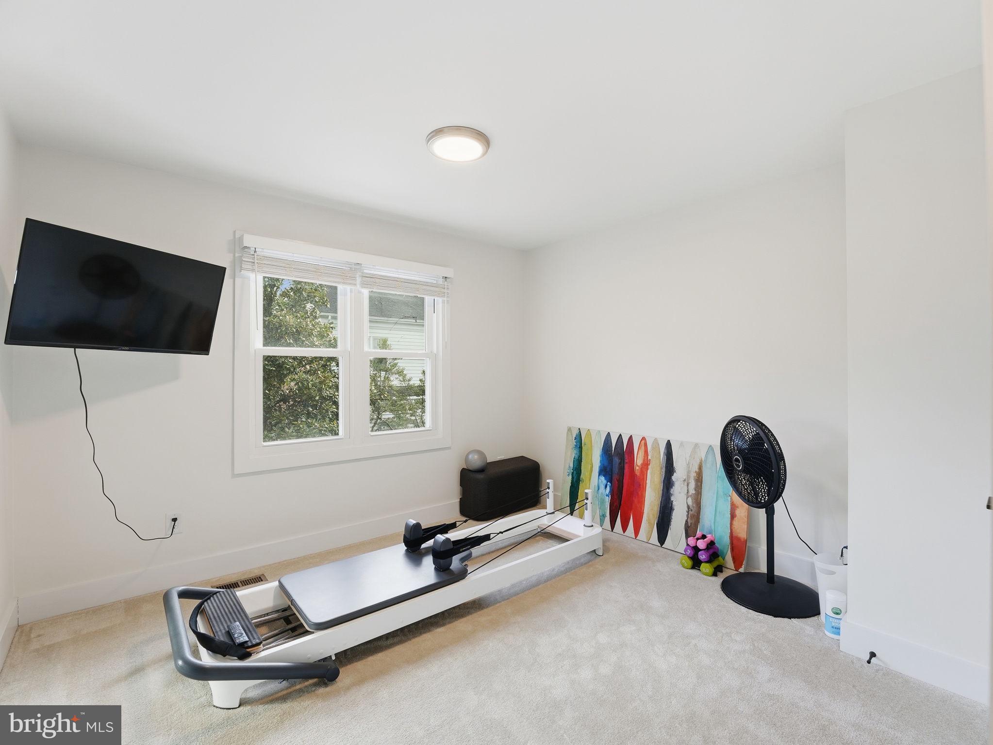 MONTICELLO OF TYSONS - Residential