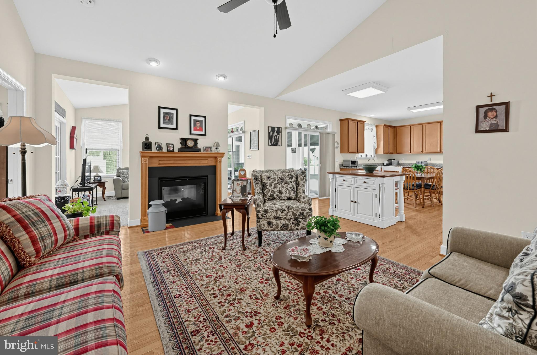 33697 RESERVOIR DRIVE