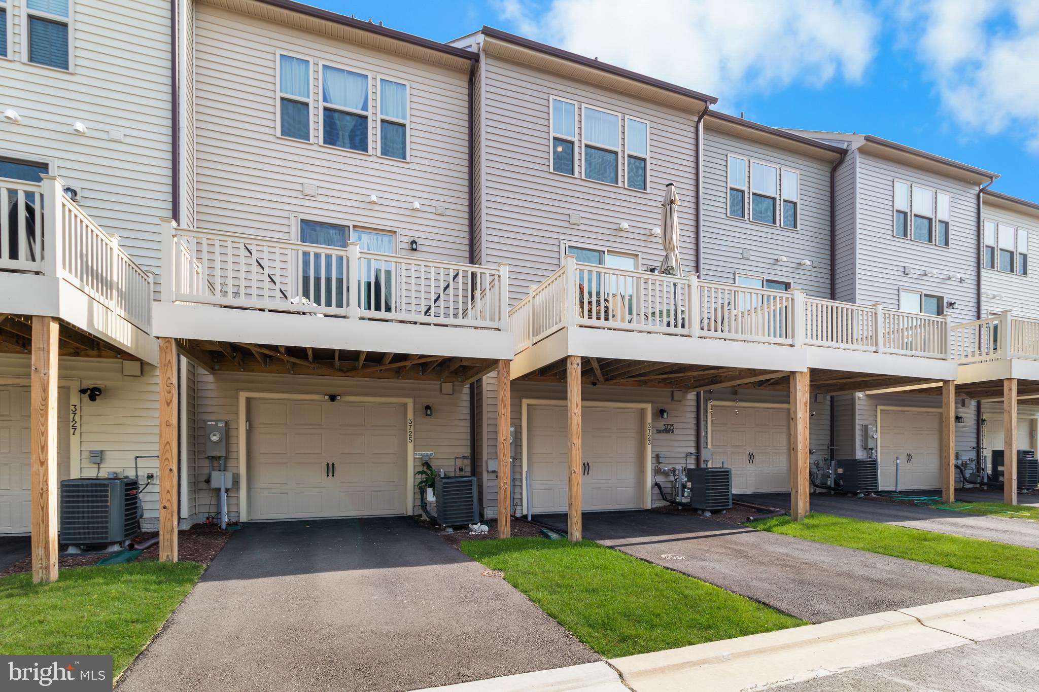 PARKSIDE - Residential