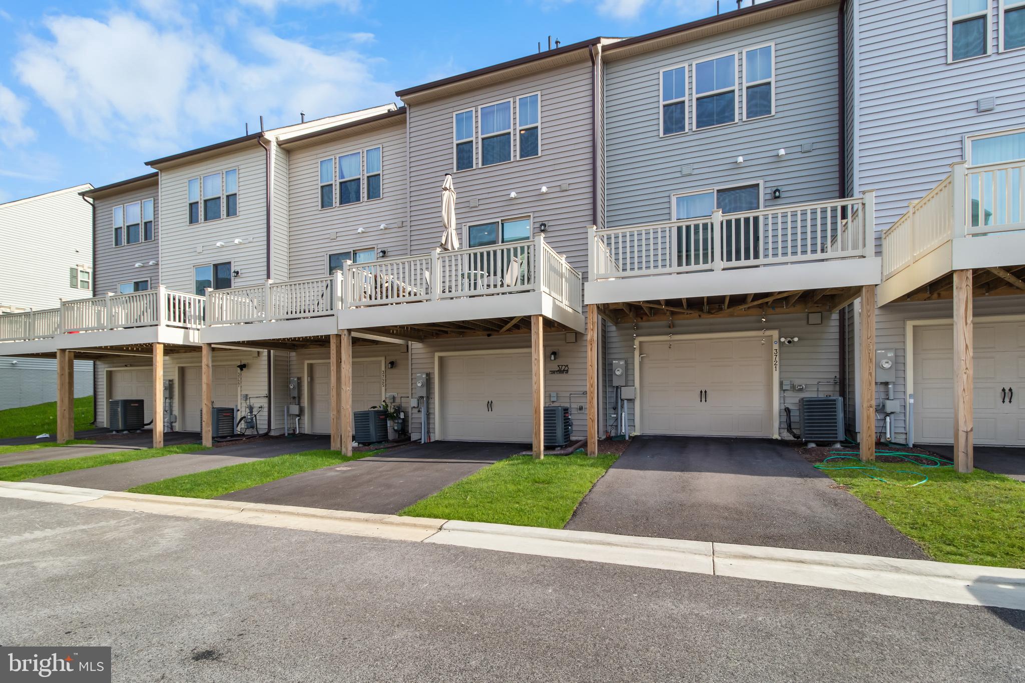 PARKSIDE - Residential