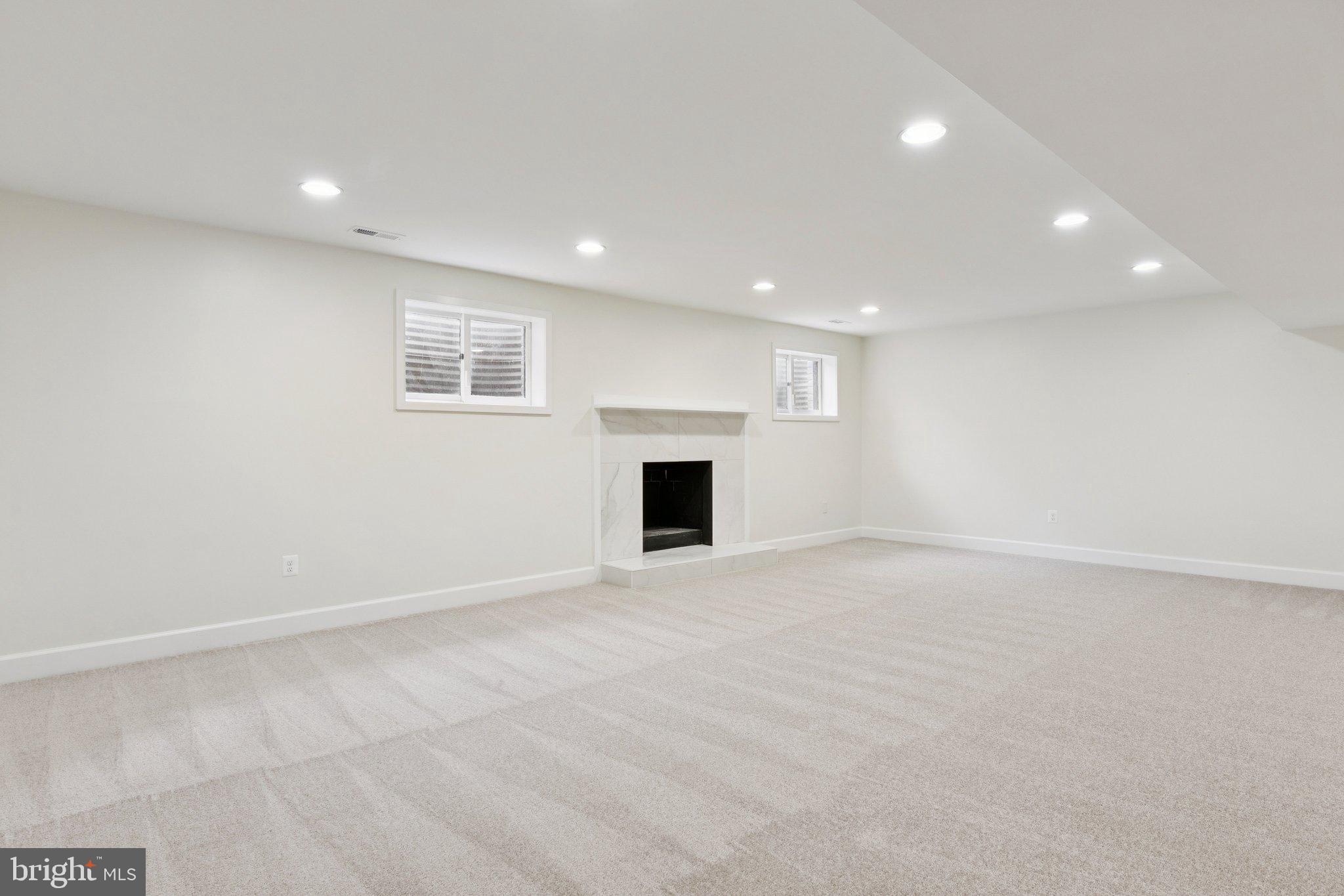 BLENHEIM - Residential