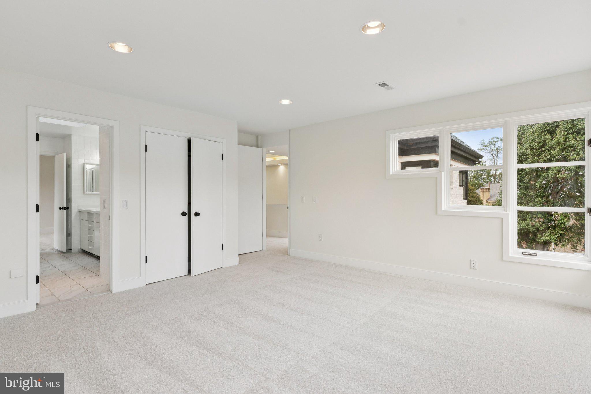 BLENHEIM - Residential