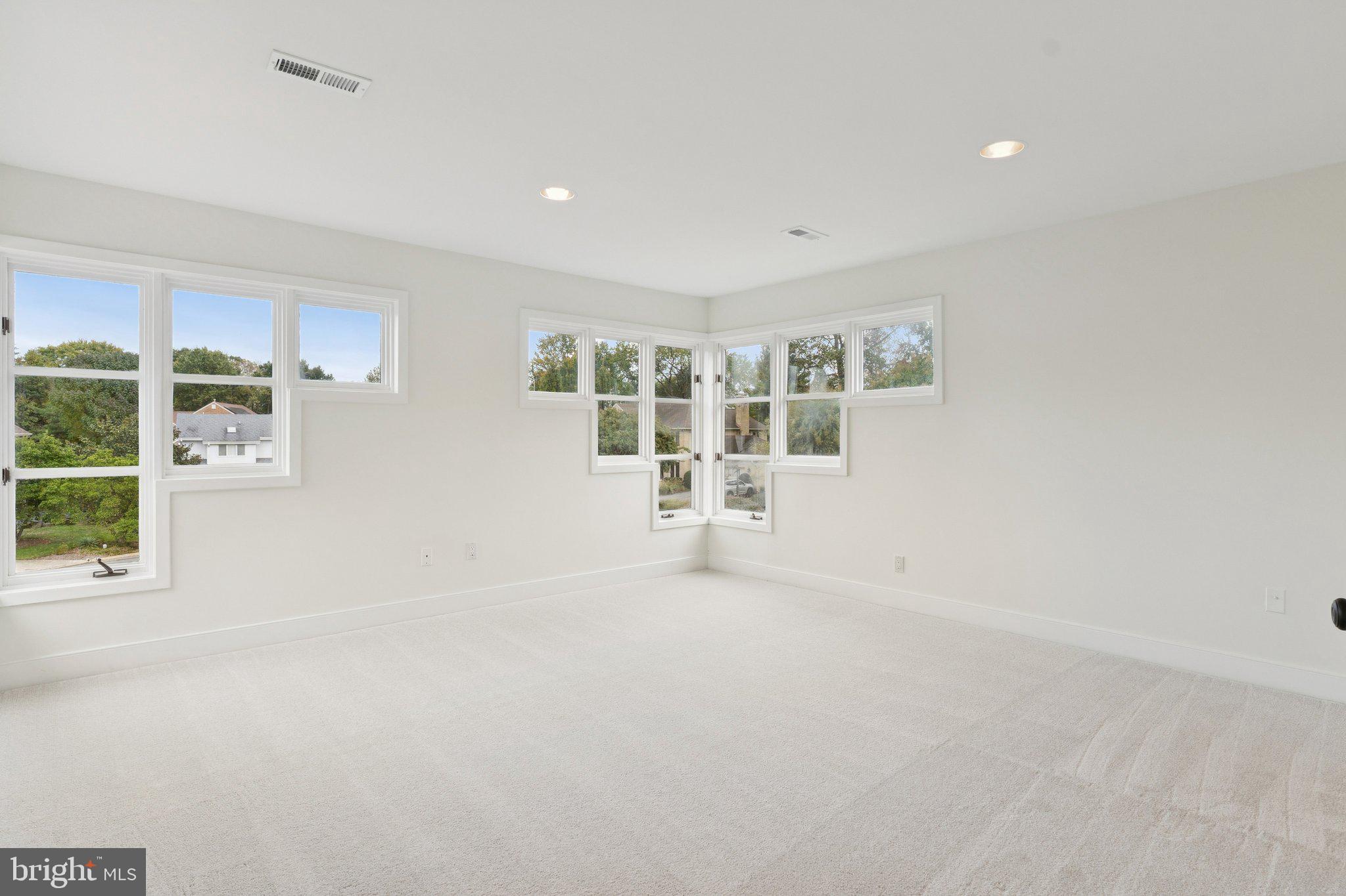 BLENHEIM - Residential