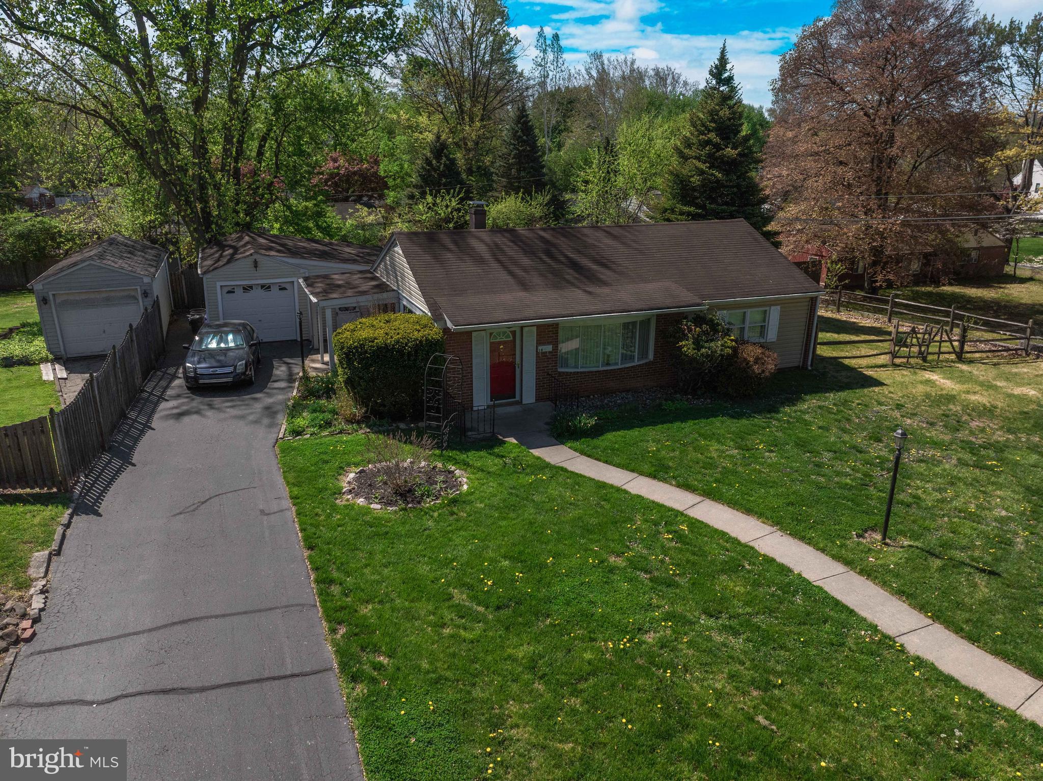 PLYMOUTH VALLEY - Residential