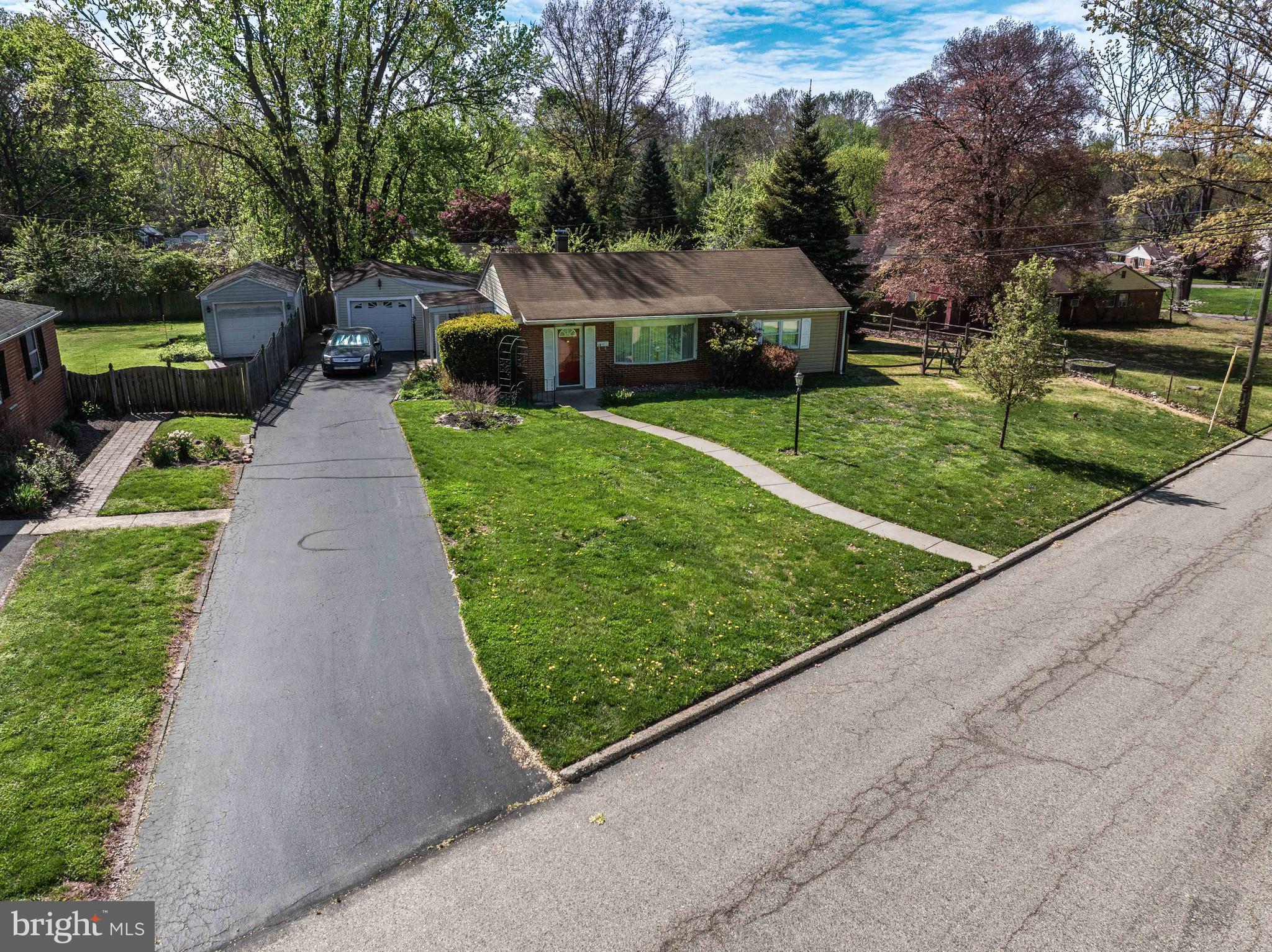 PLYMOUTH VALLEY - Residential