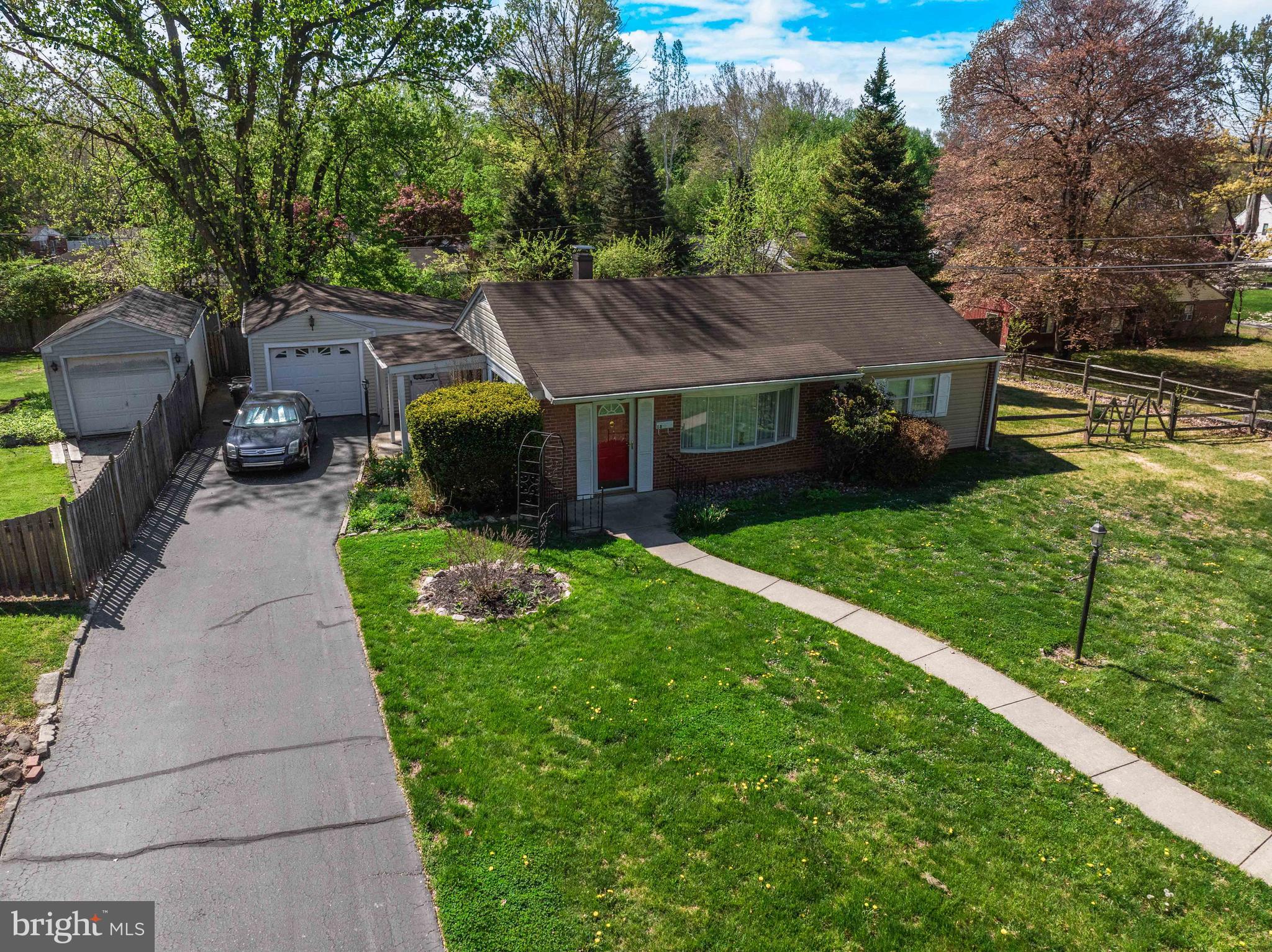 PLYMOUTH VALLEY - Residential