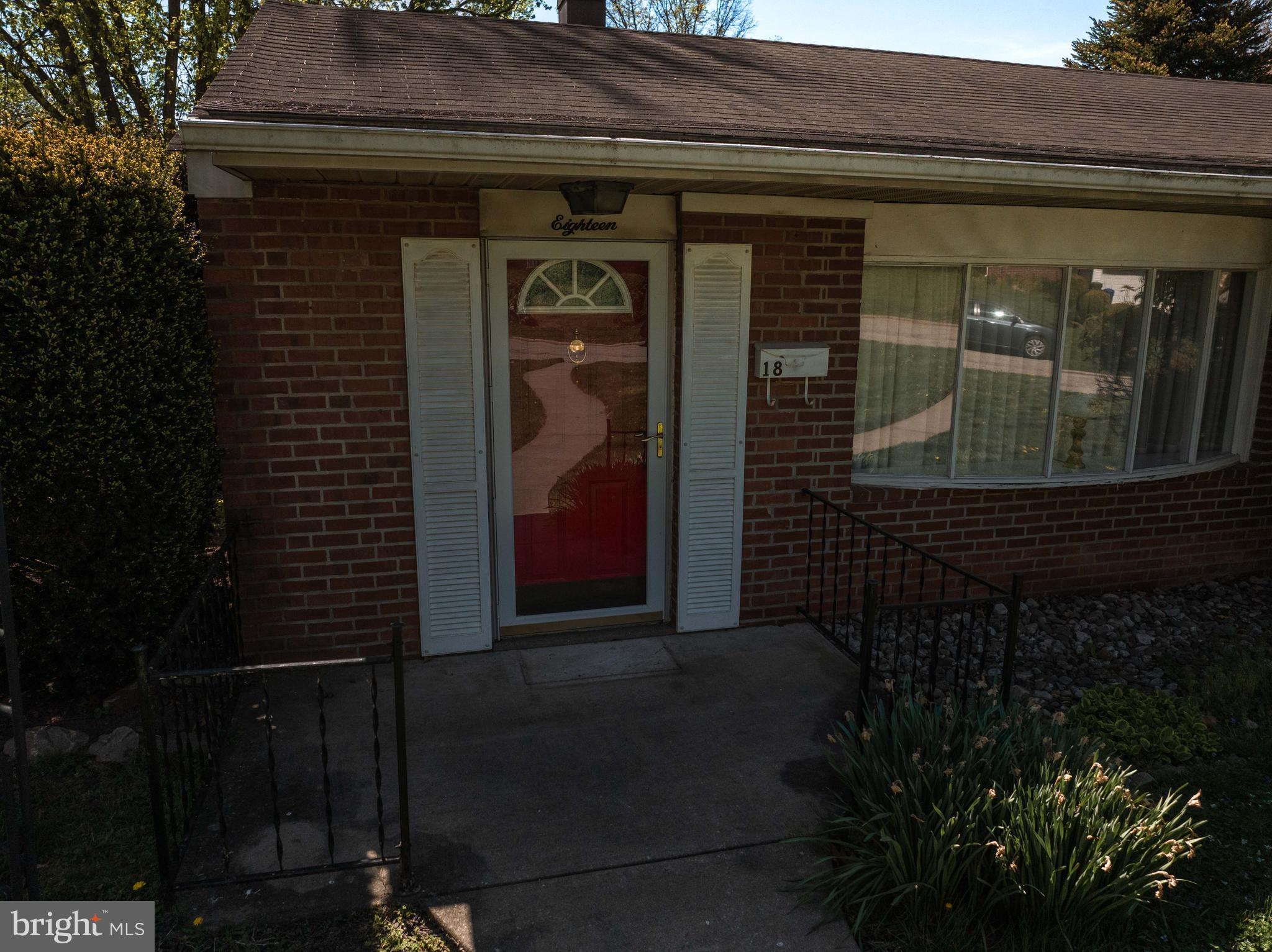 PLYMOUTH VALLEY - Residential