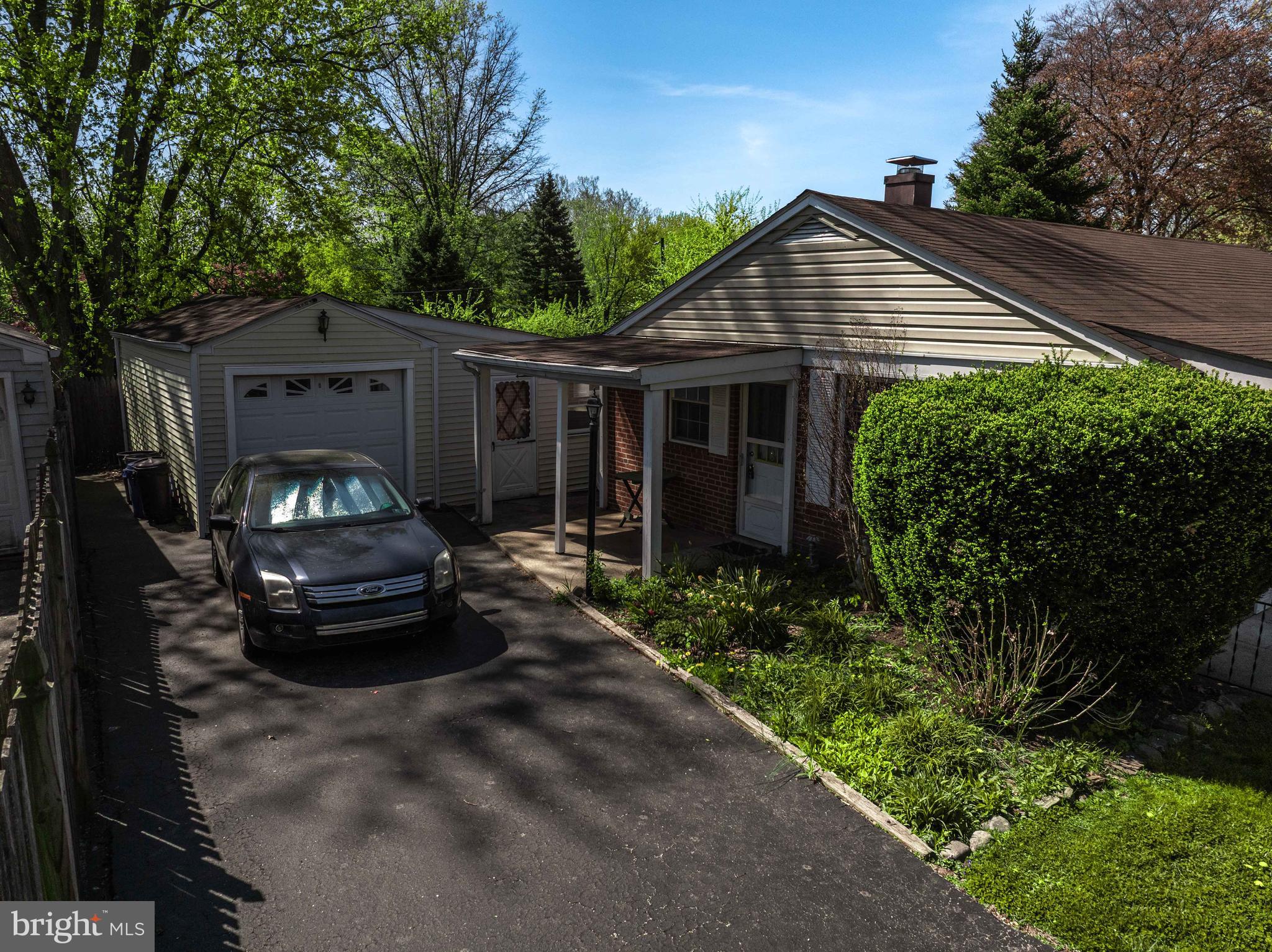 PLYMOUTH VALLEY - Residential