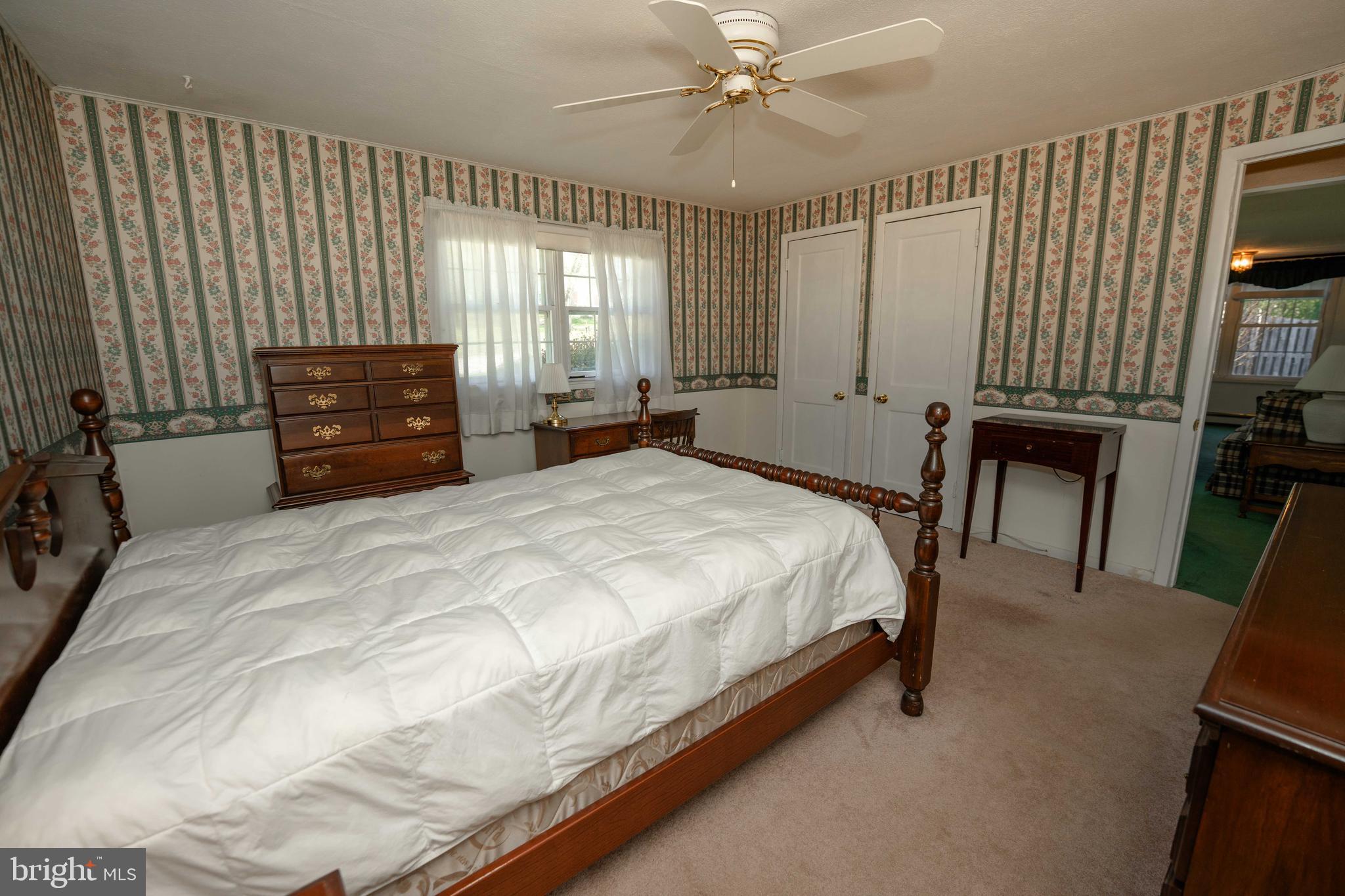 PLYMOUTH VALLEY - Residential