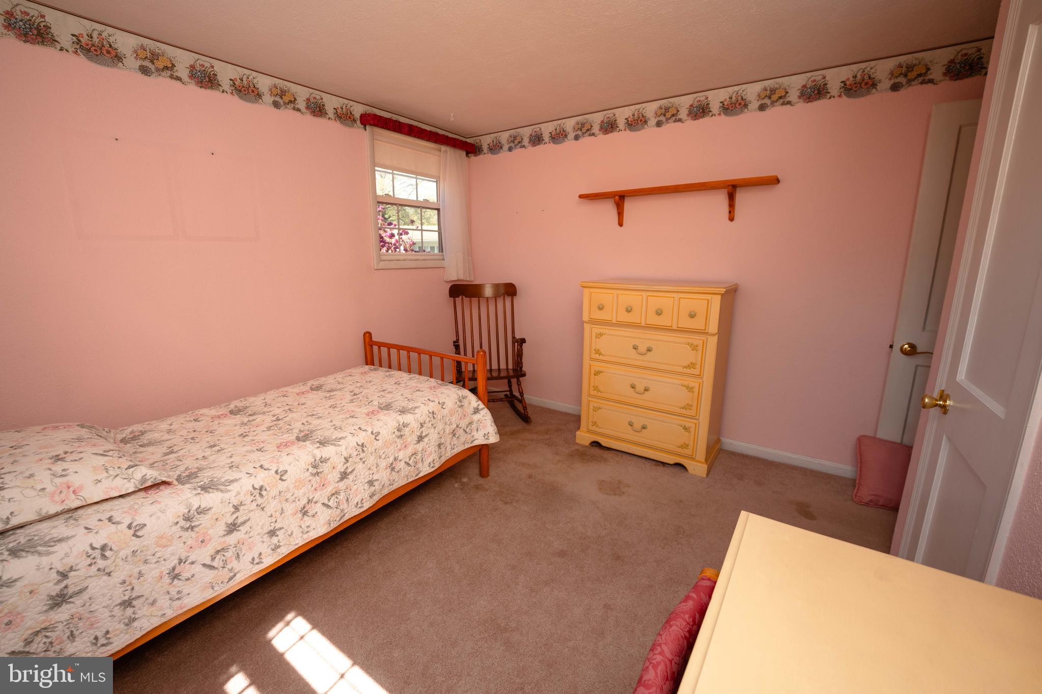 PLYMOUTH VALLEY - Residential