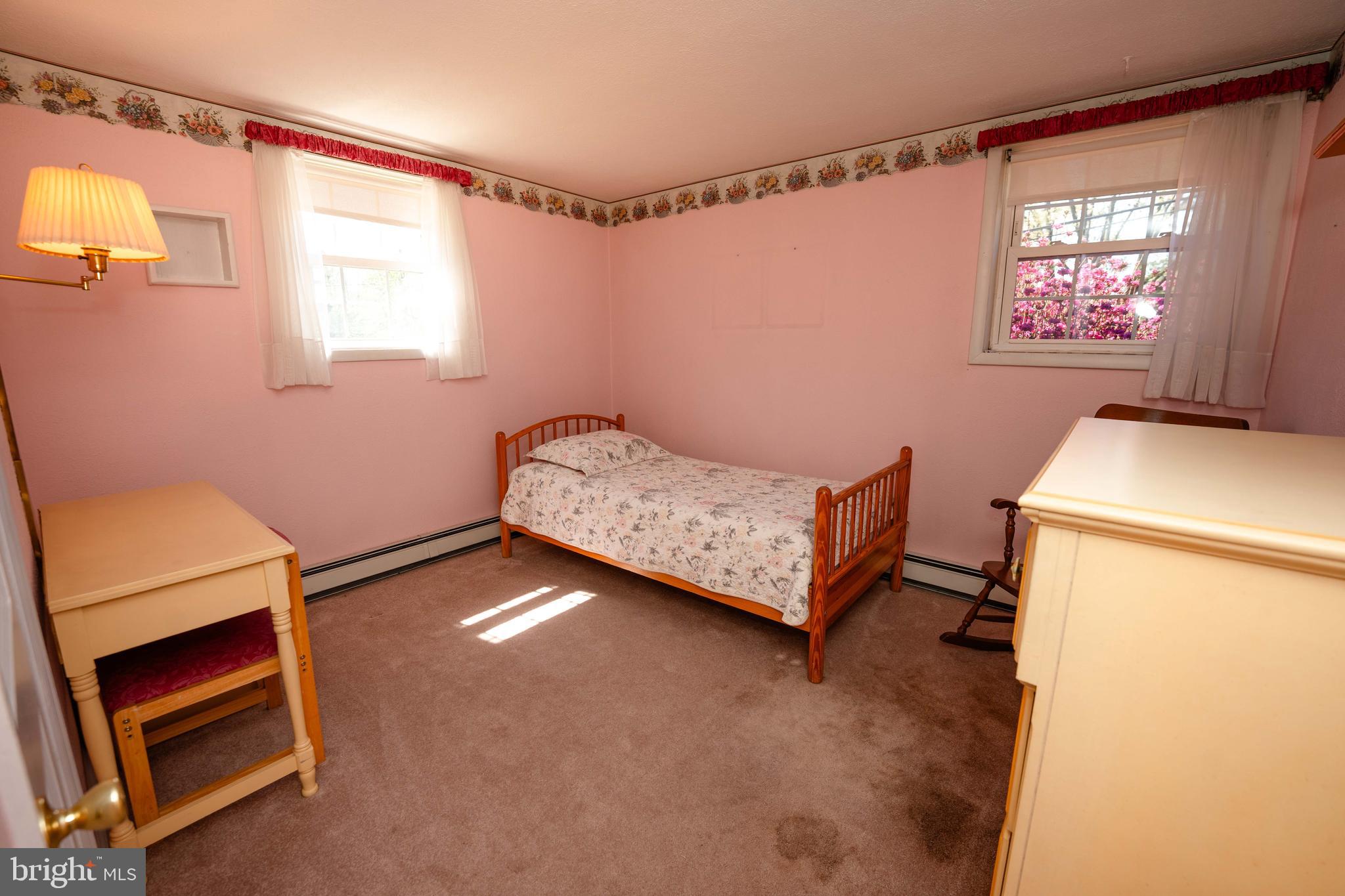 PLYMOUTH VALLEY - Residential