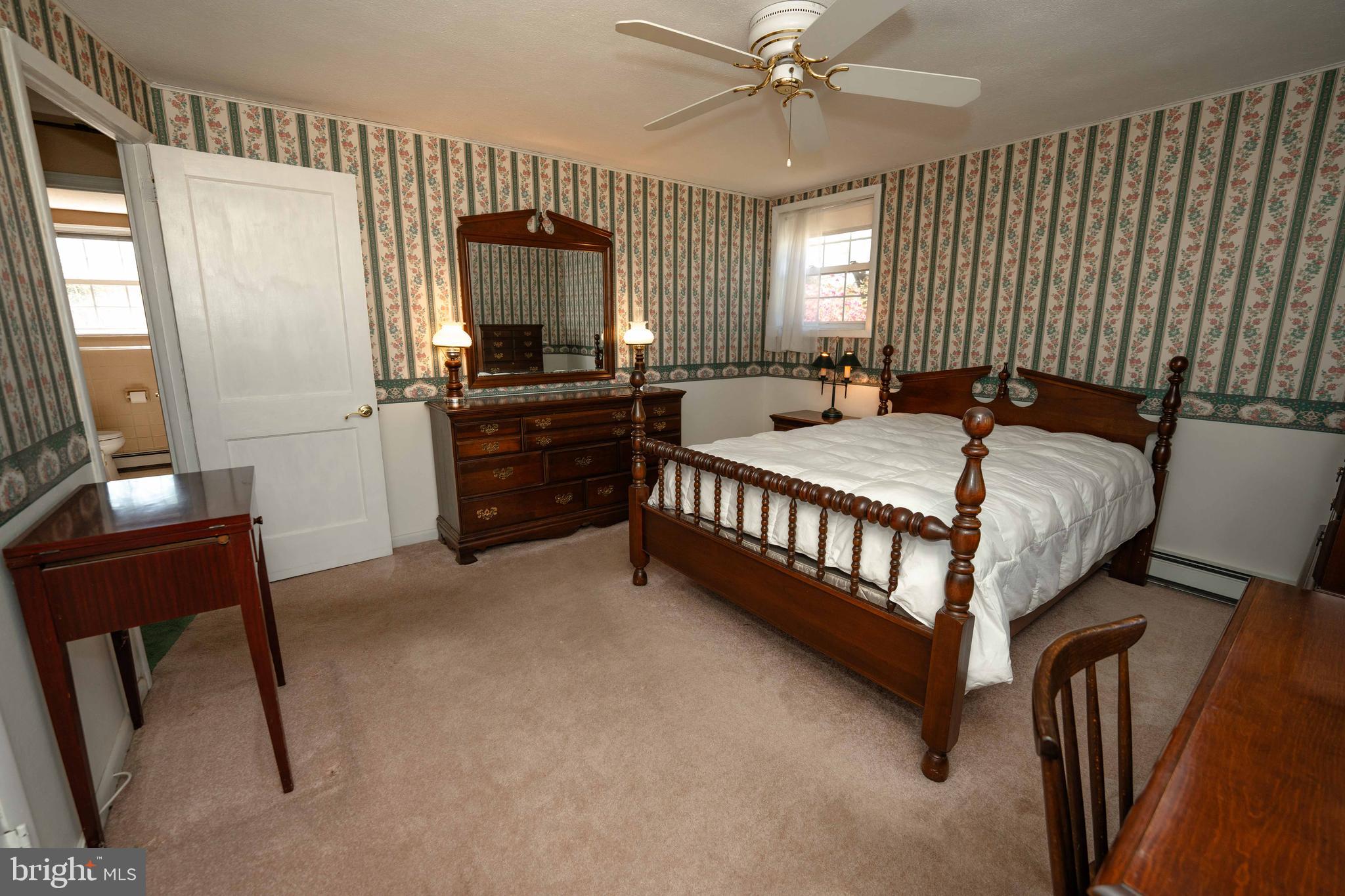 PLYMOUTH VALLEY - Residential