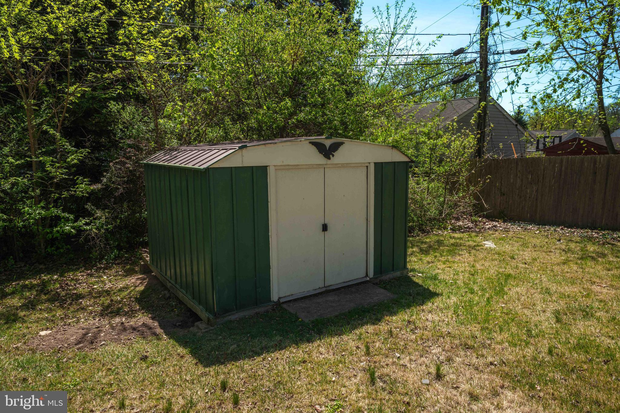 PLYMOUTH VALLEY - Residential