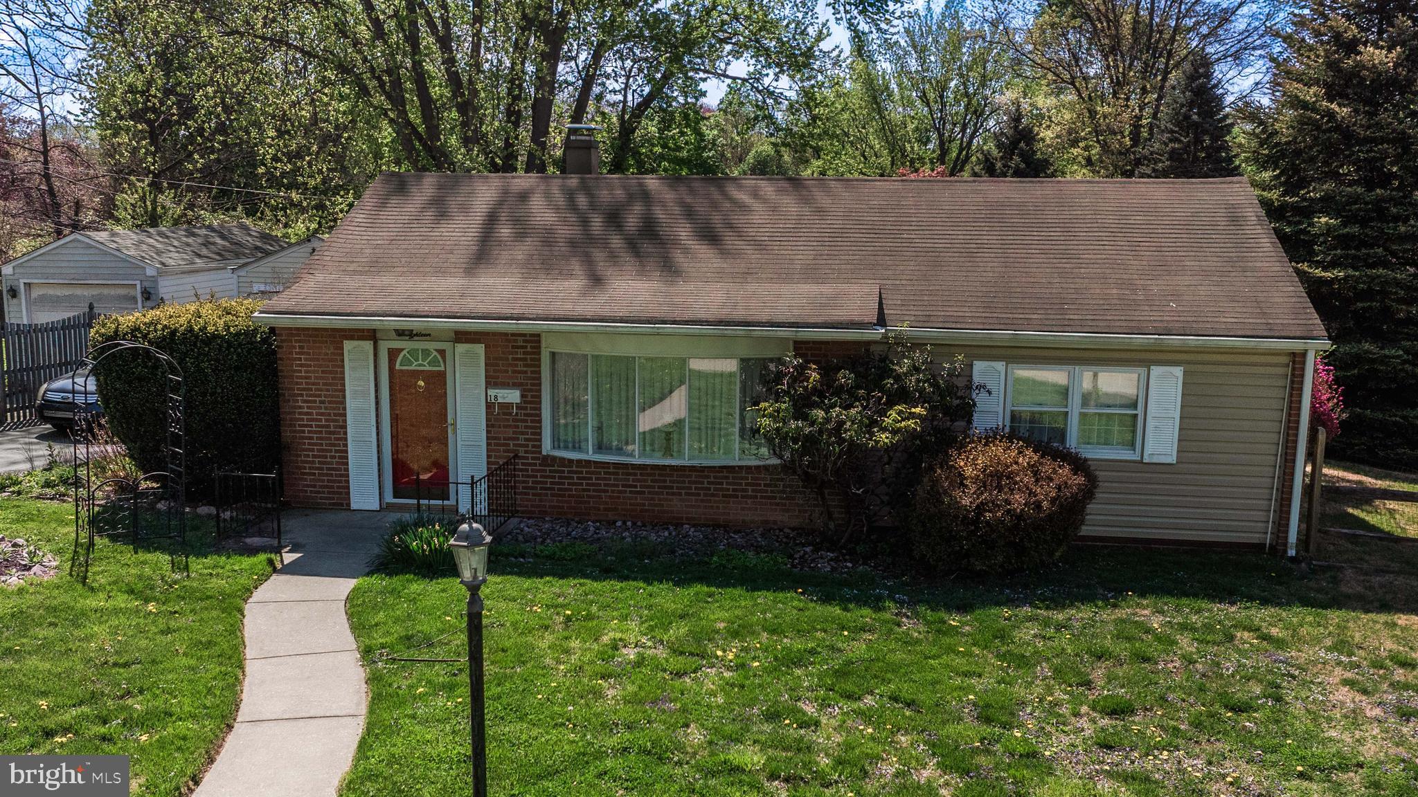 PLYMOUTH VALLEY - Residential