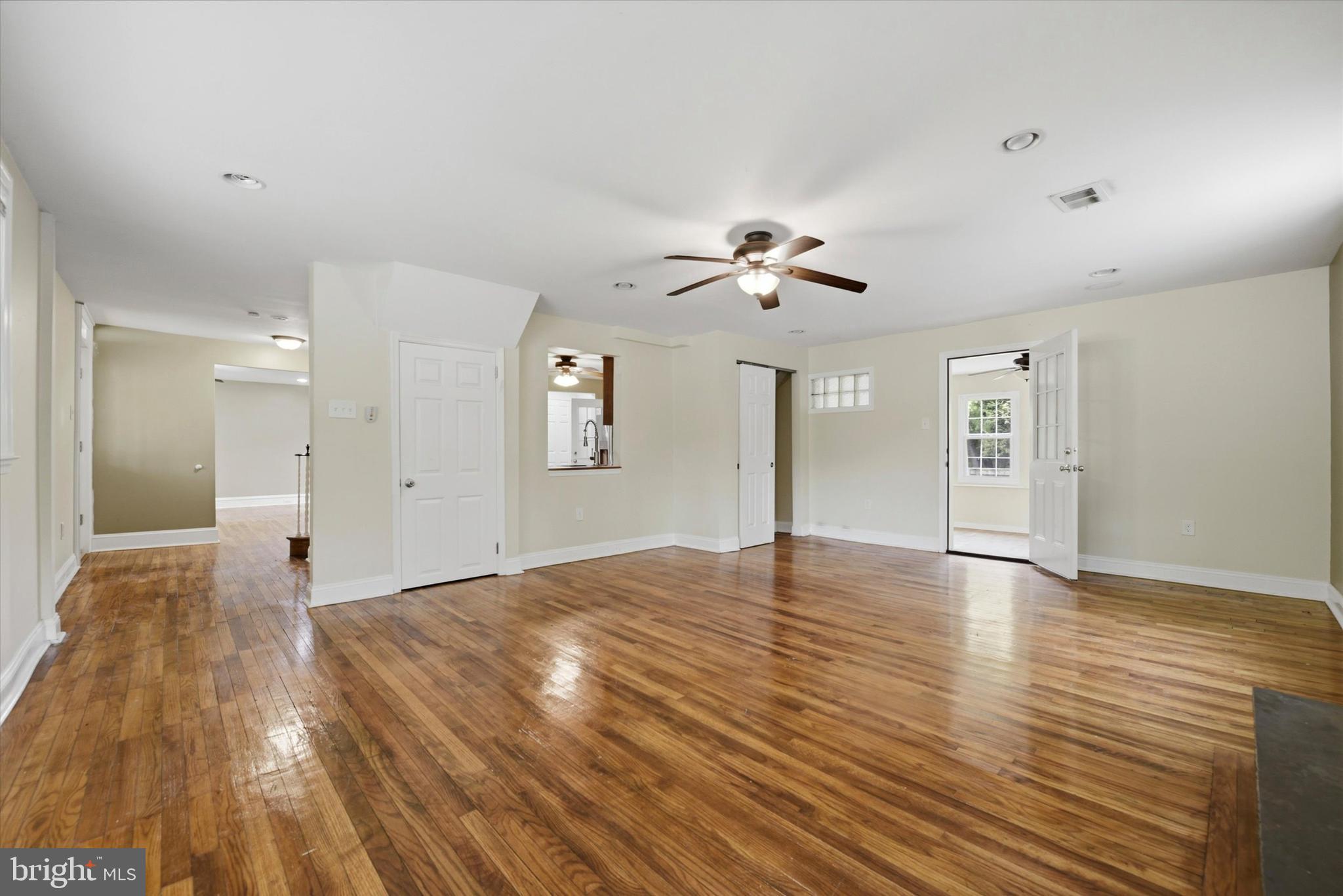 PAOLI GARDENS - Residential