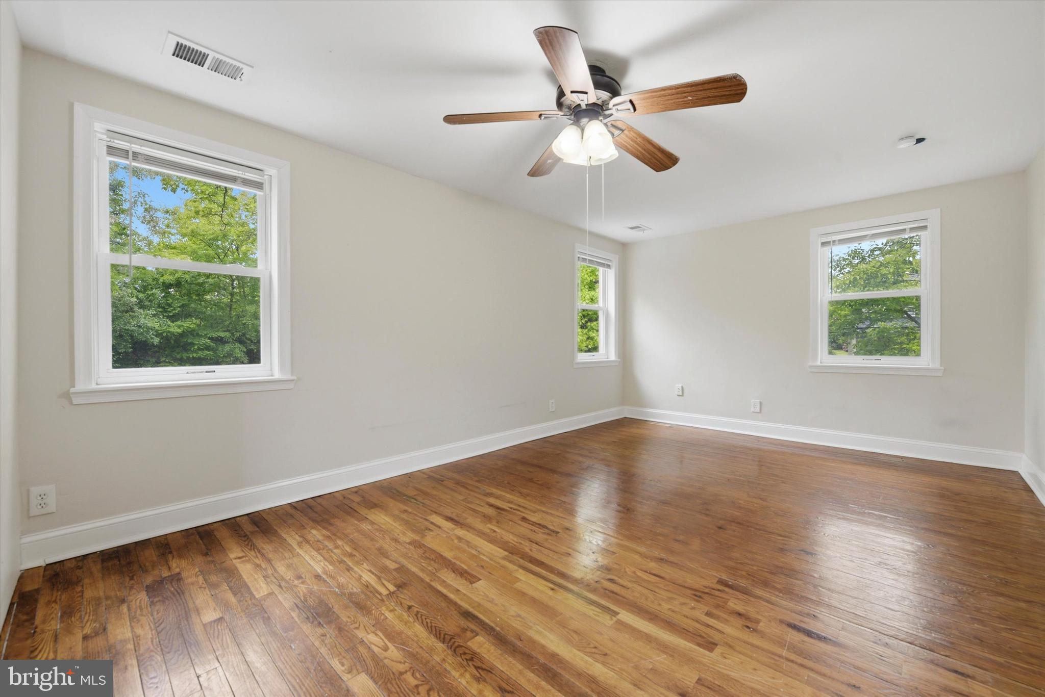PAOLI GARDENS - Residential