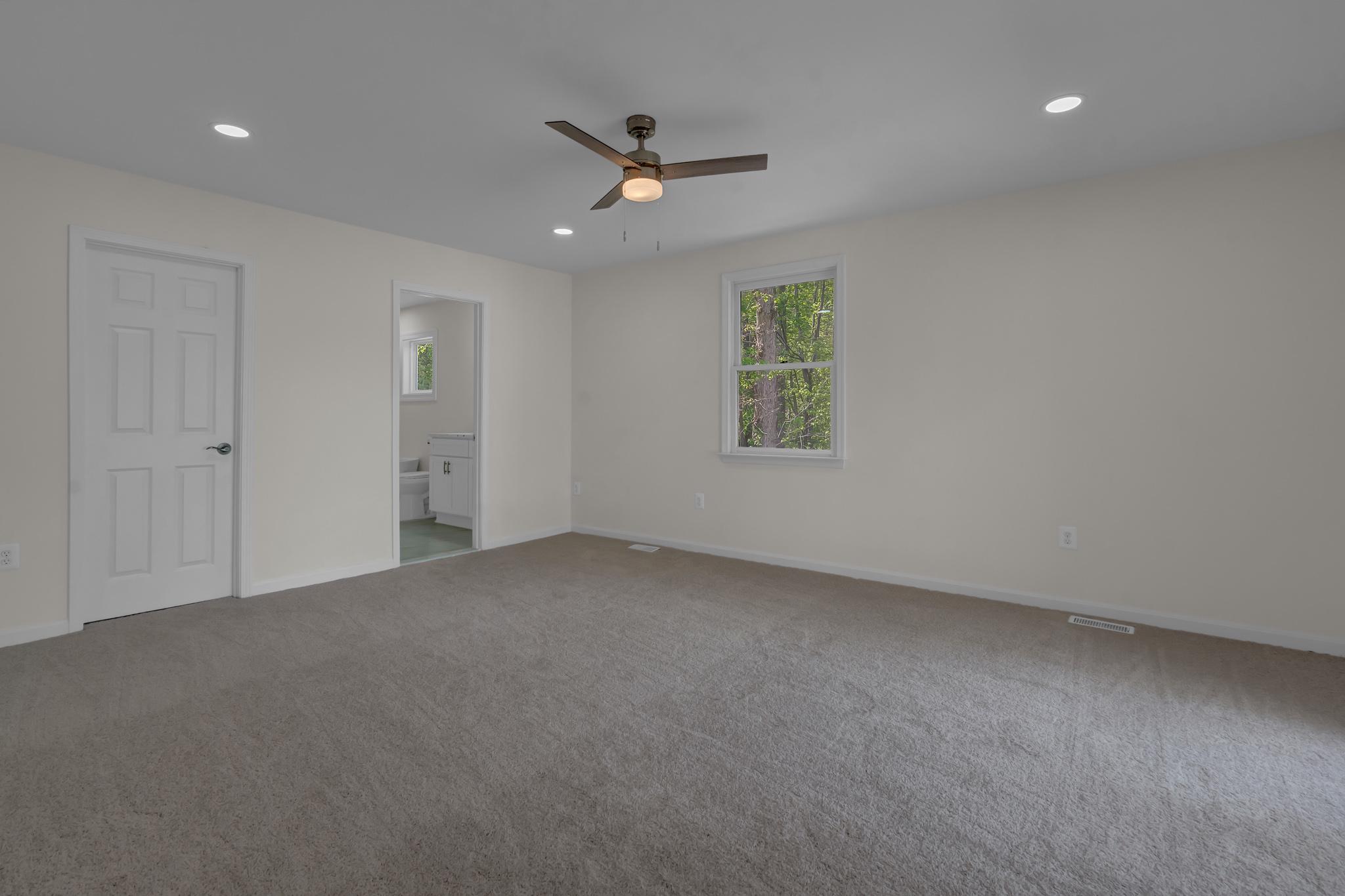 TALL PINES - Residential