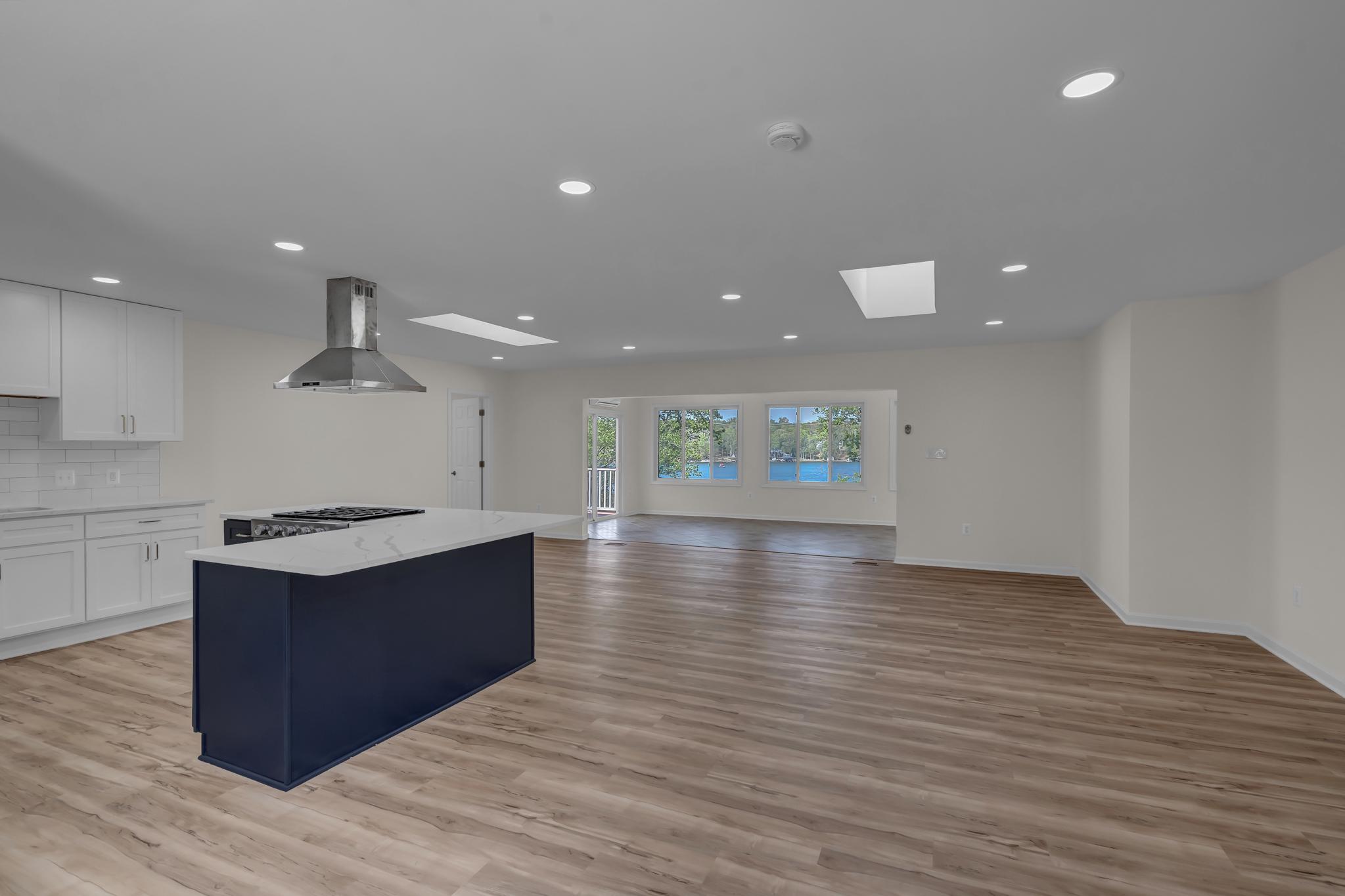 TALL PINES - Residential