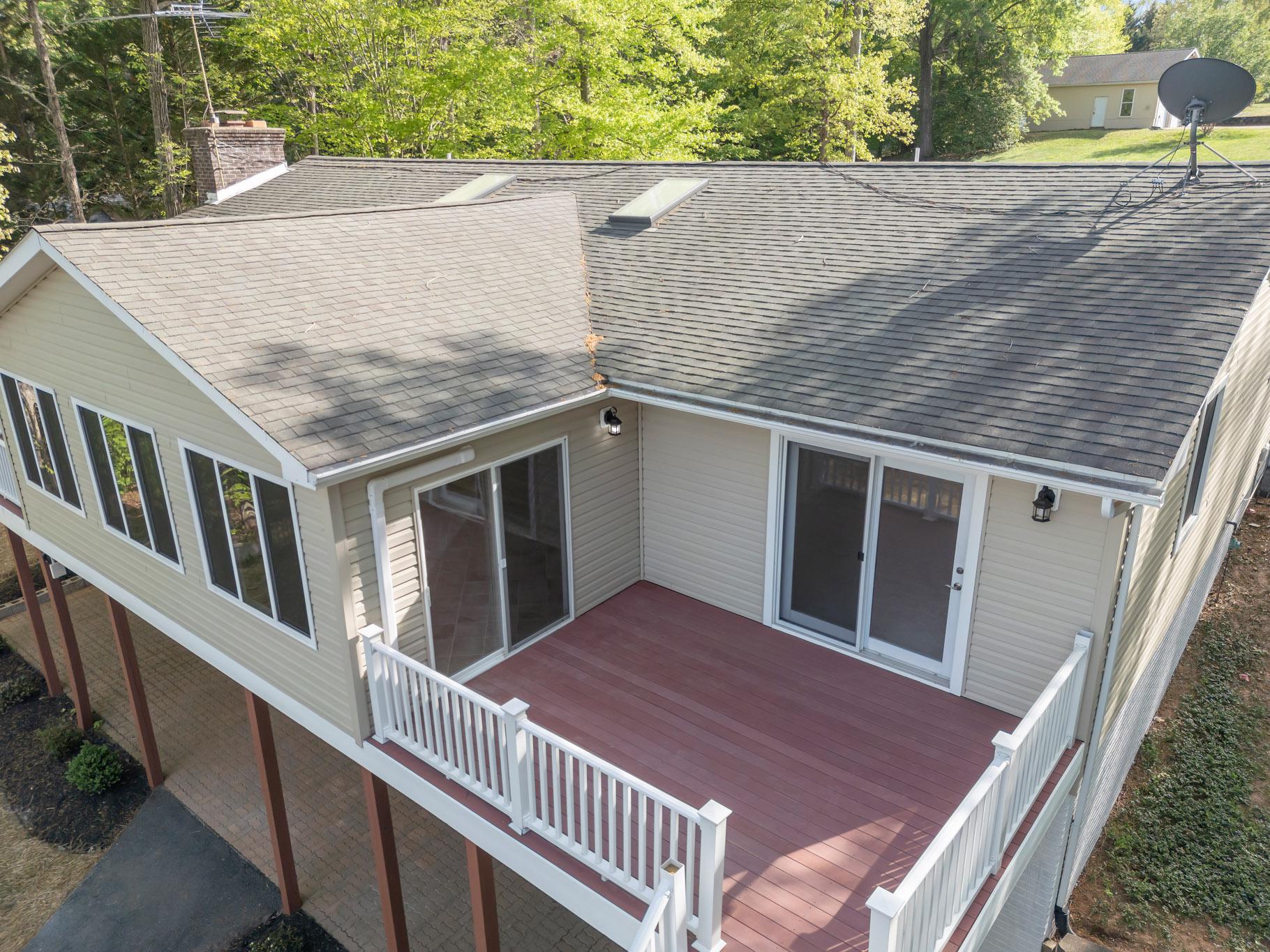 TALL PINES - Residential