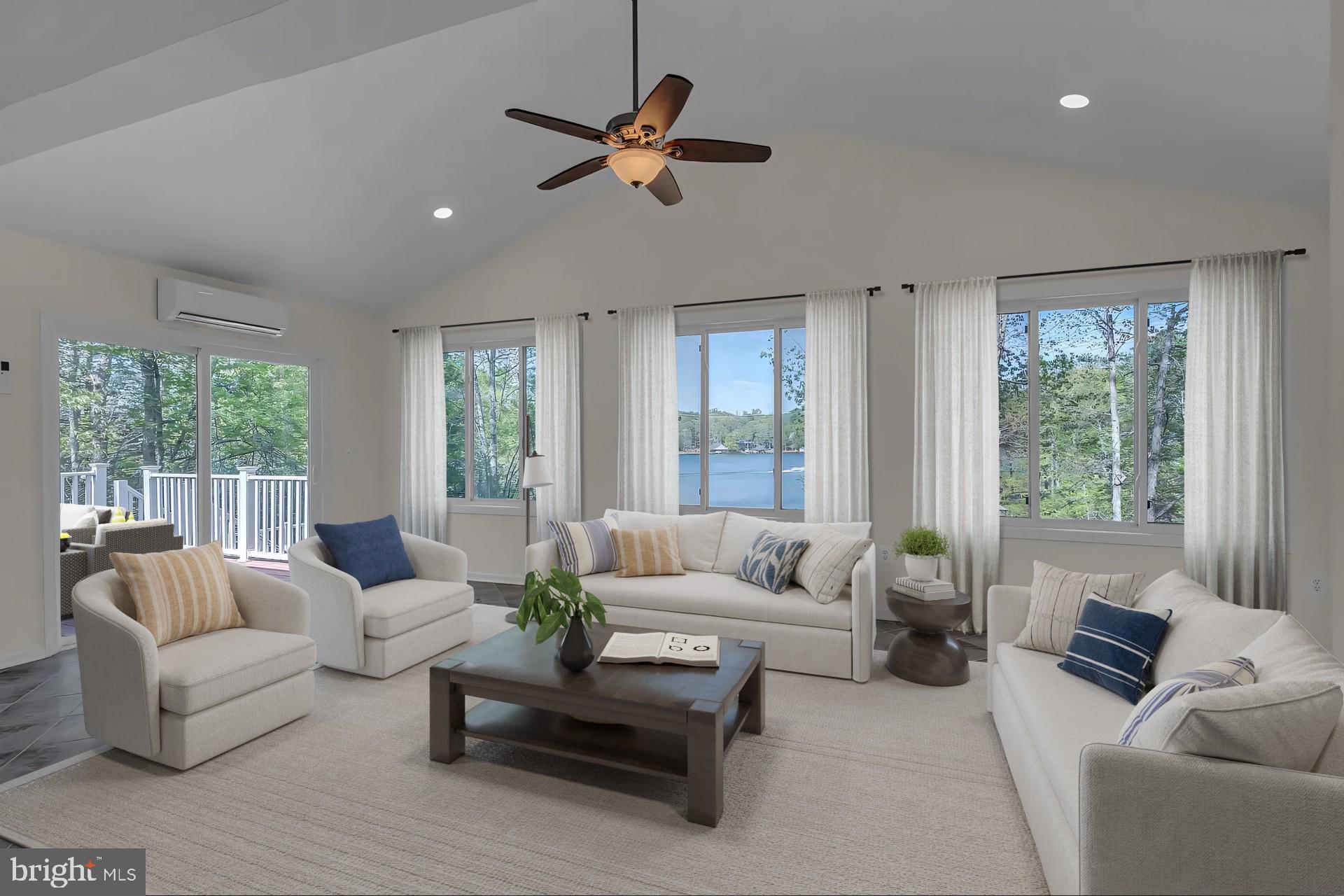 TALL PINES - Residential