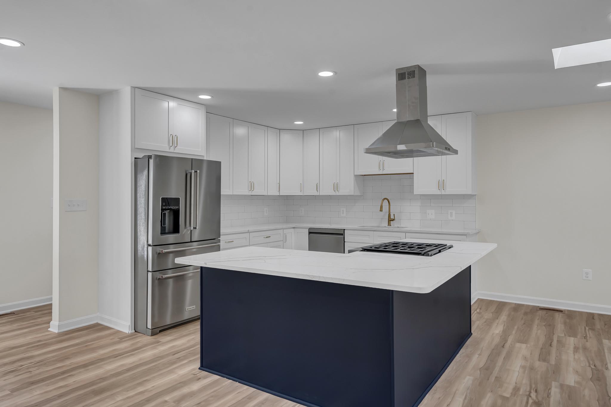 TALL PINES - Residential