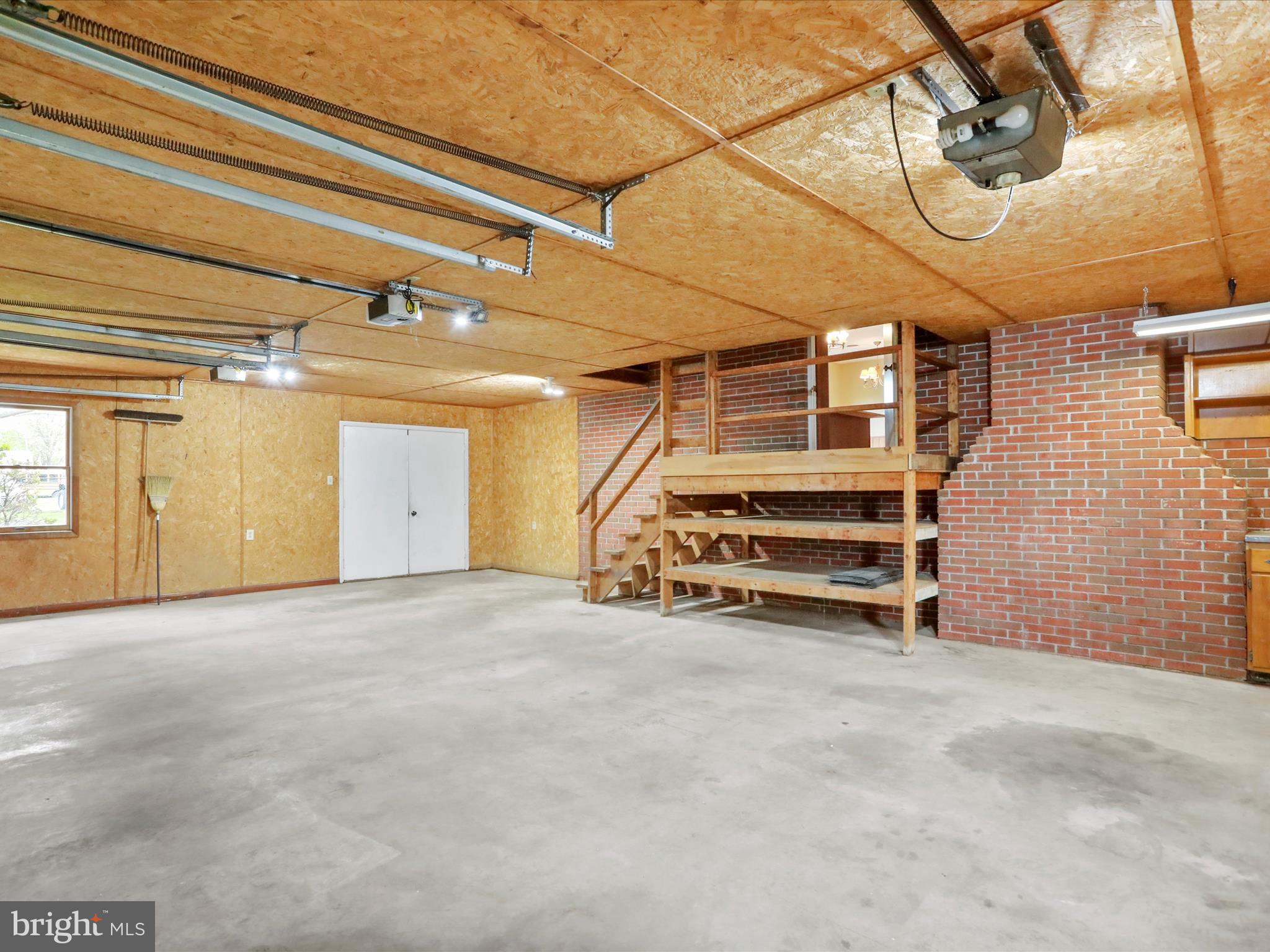 SOUTHAMPTON TWP - Residential