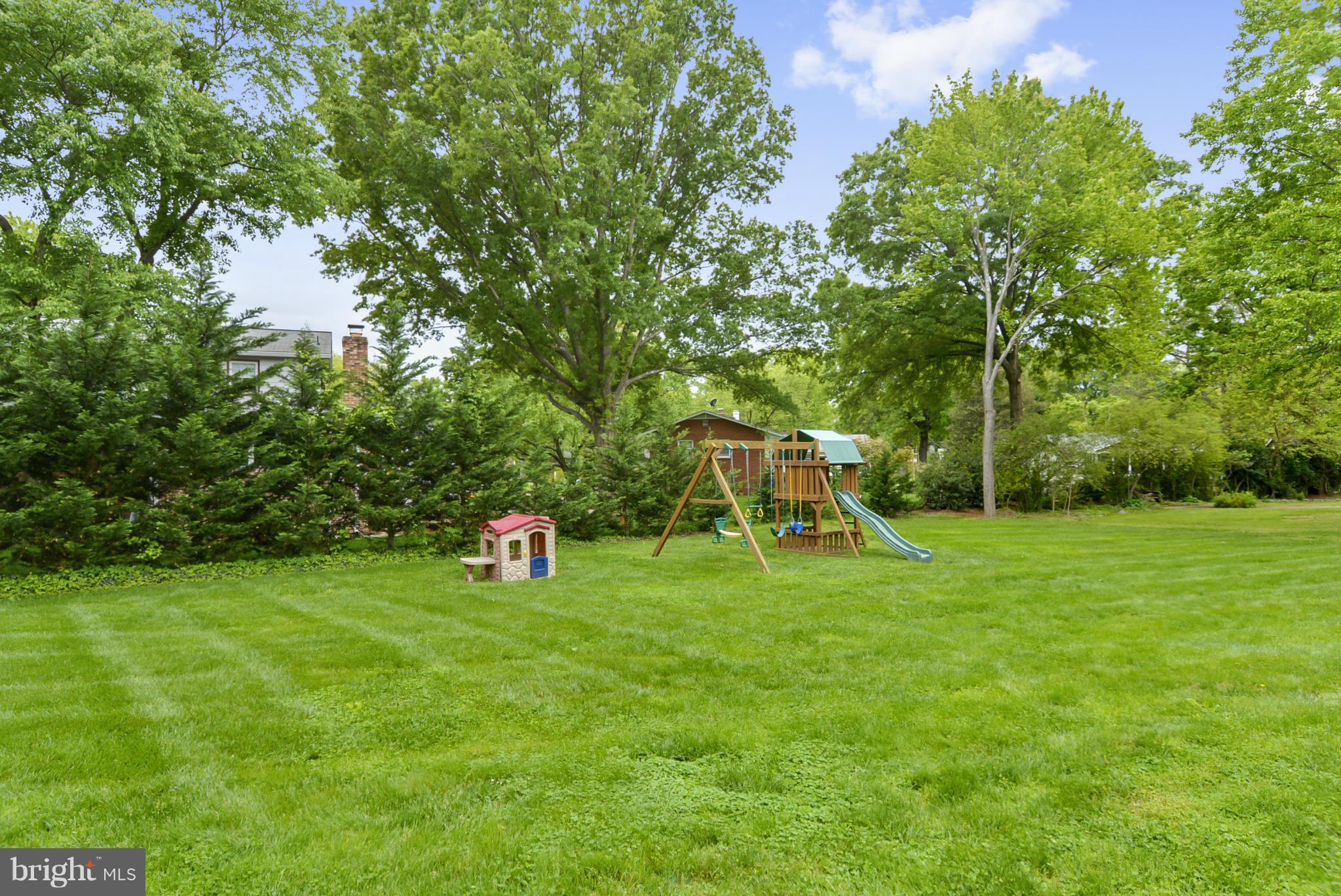 COLLINGWOOD ESTATES - Residential