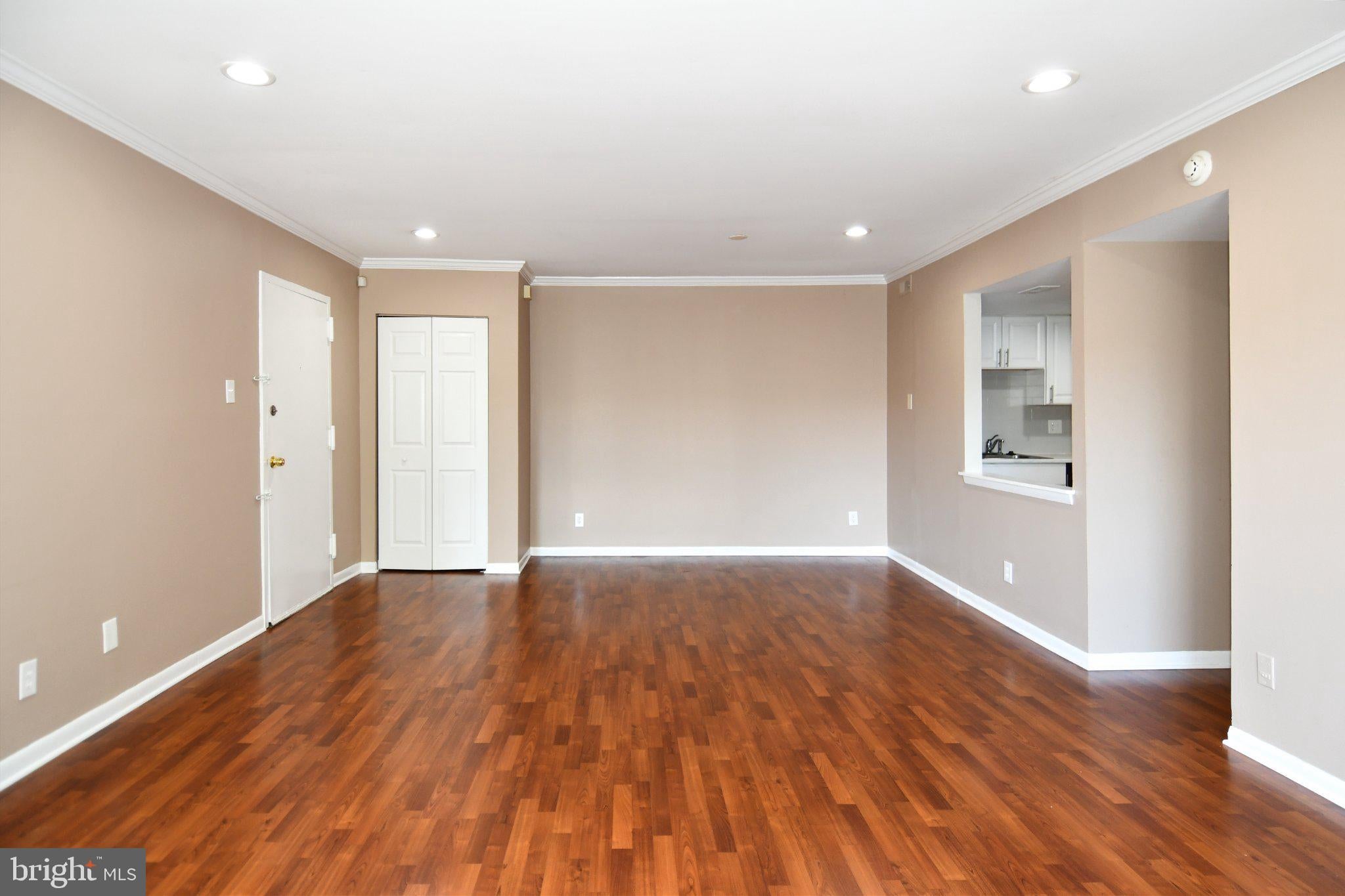 10110 CAMPUS WAY S 304