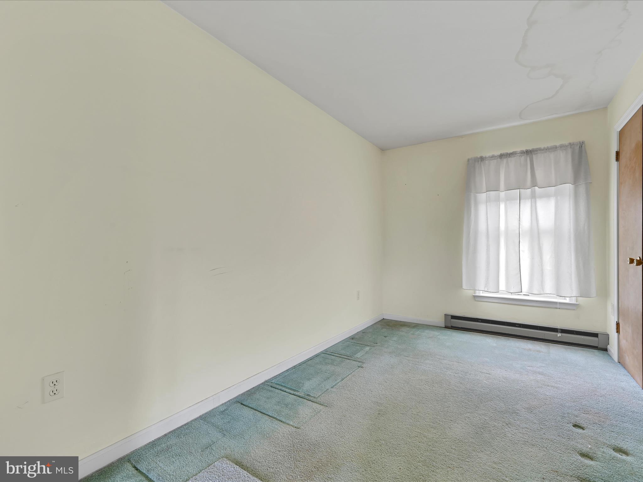 LAKE WYNONAH - Residential