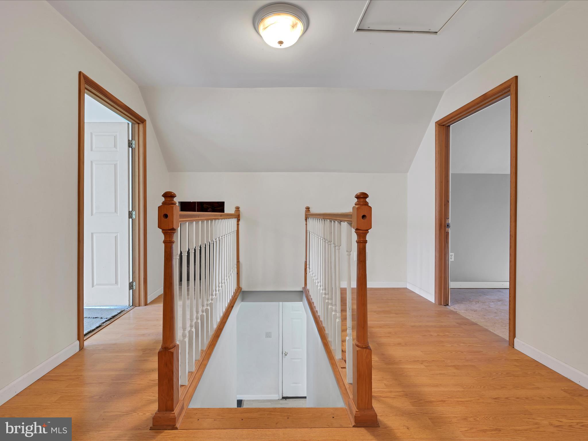 LAKE WYNONAH - Residential