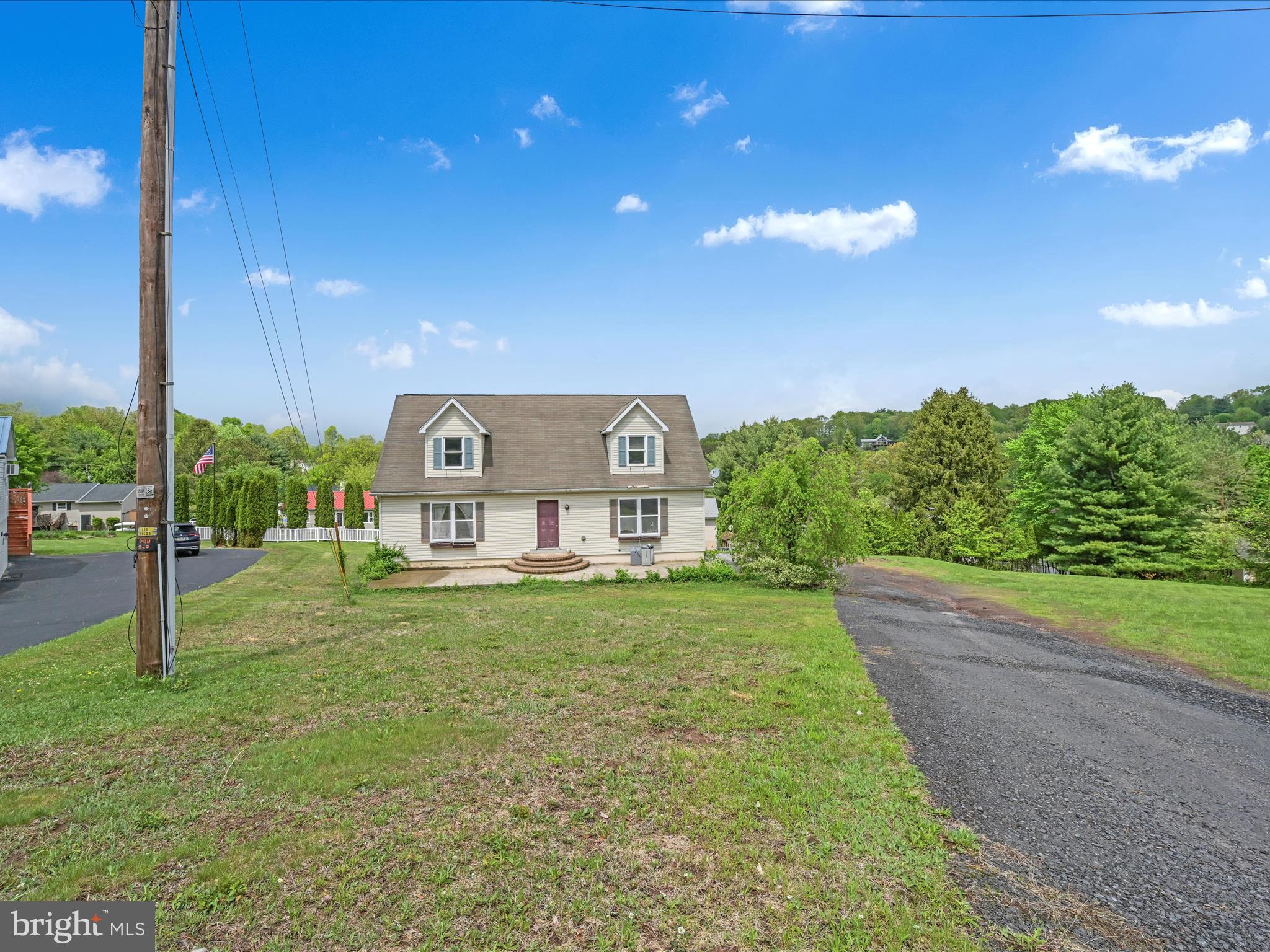 LAKE WYNONAH - Residential