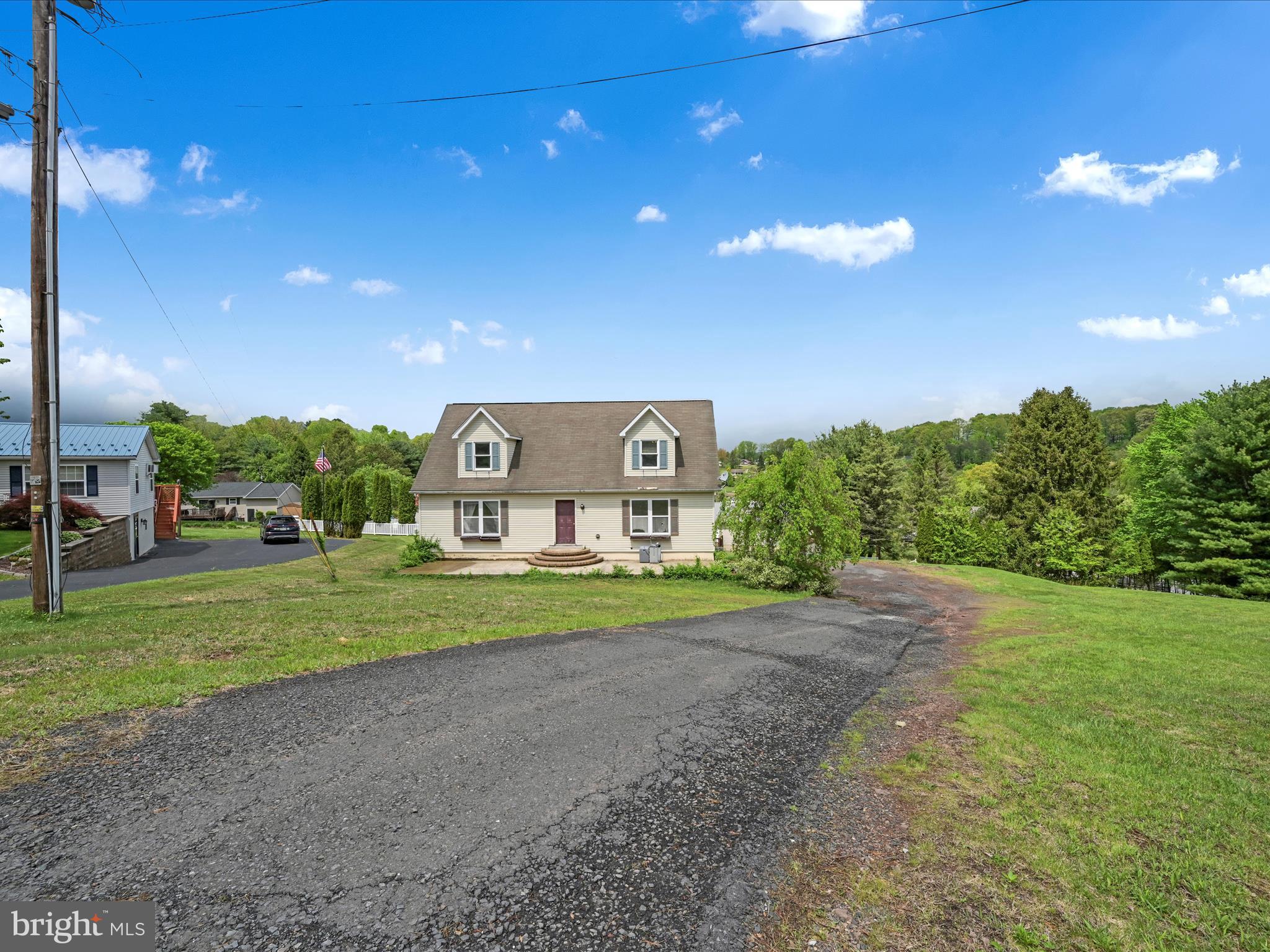 LAKE WYNONAH - Residential
