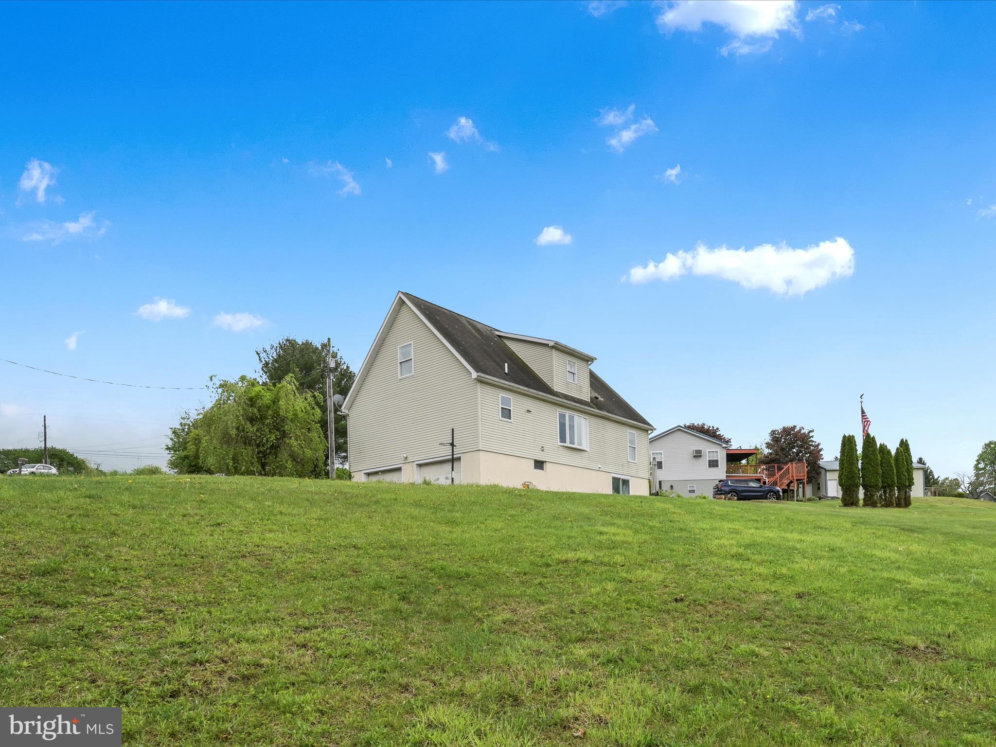 LAKE WYNONAH - Residential