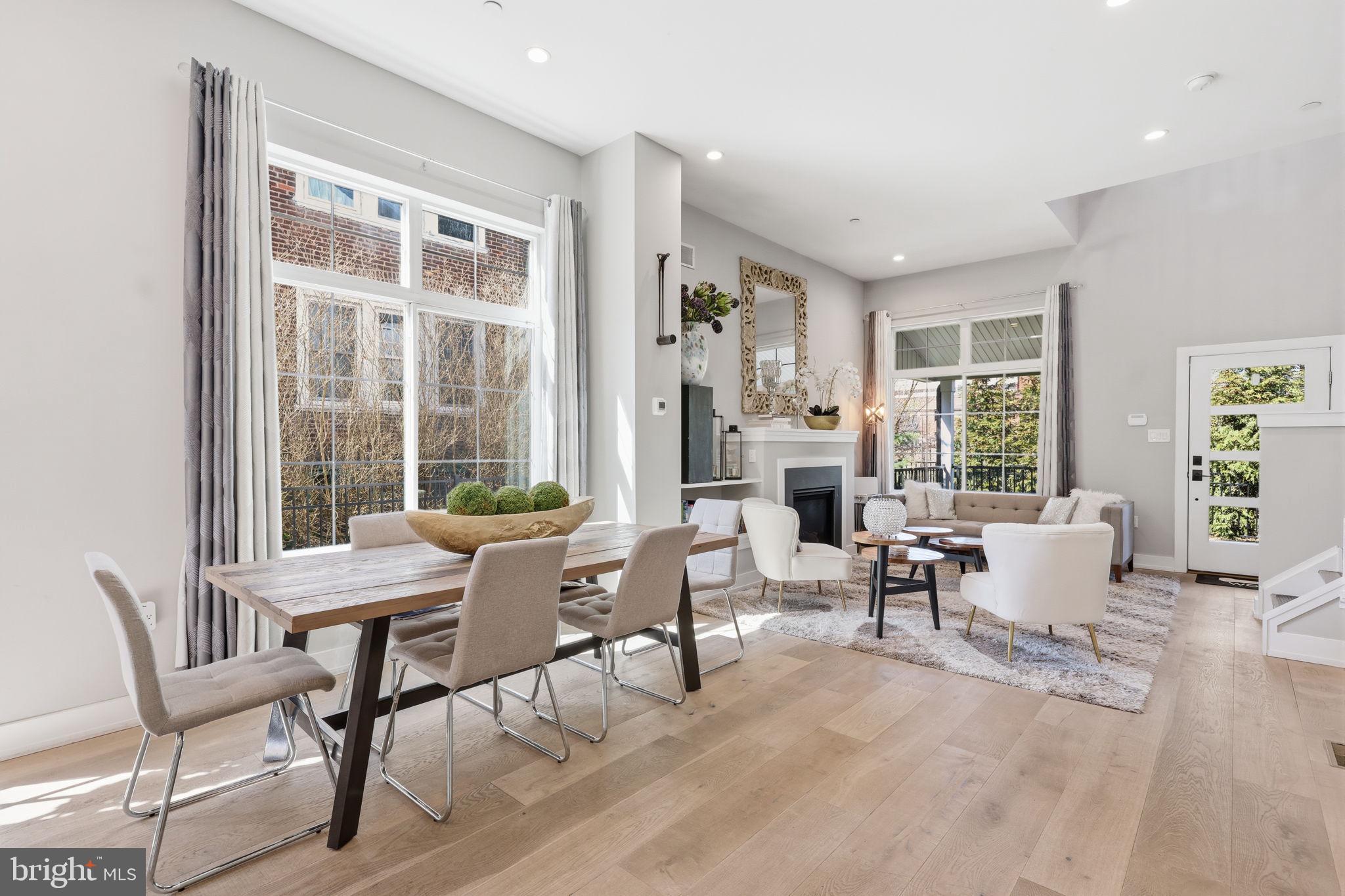 ROXBOROUGH - Residential