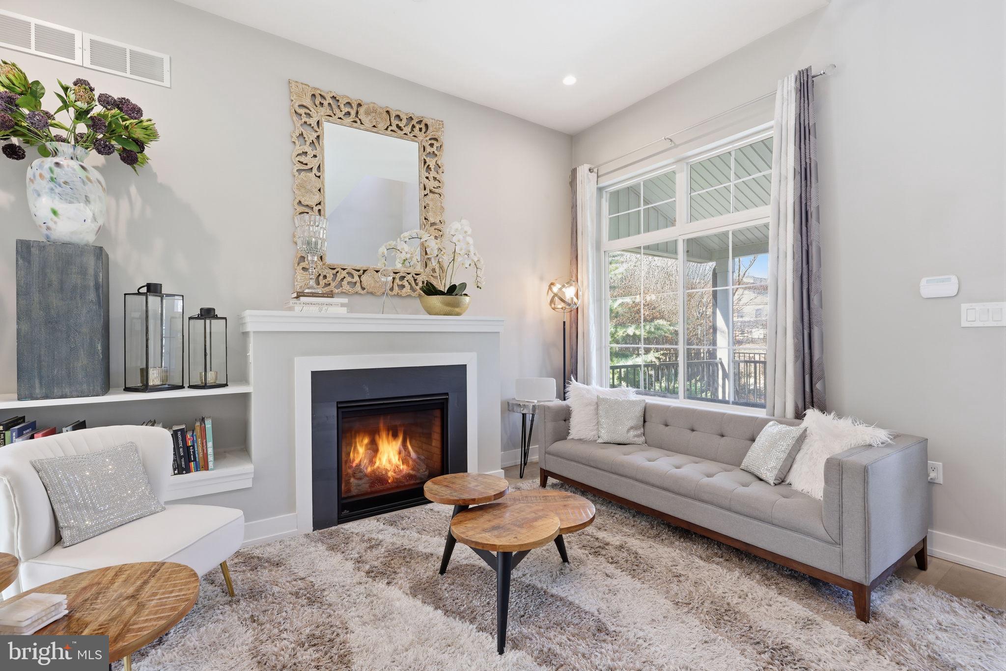 ROXBOROUGH - Residential