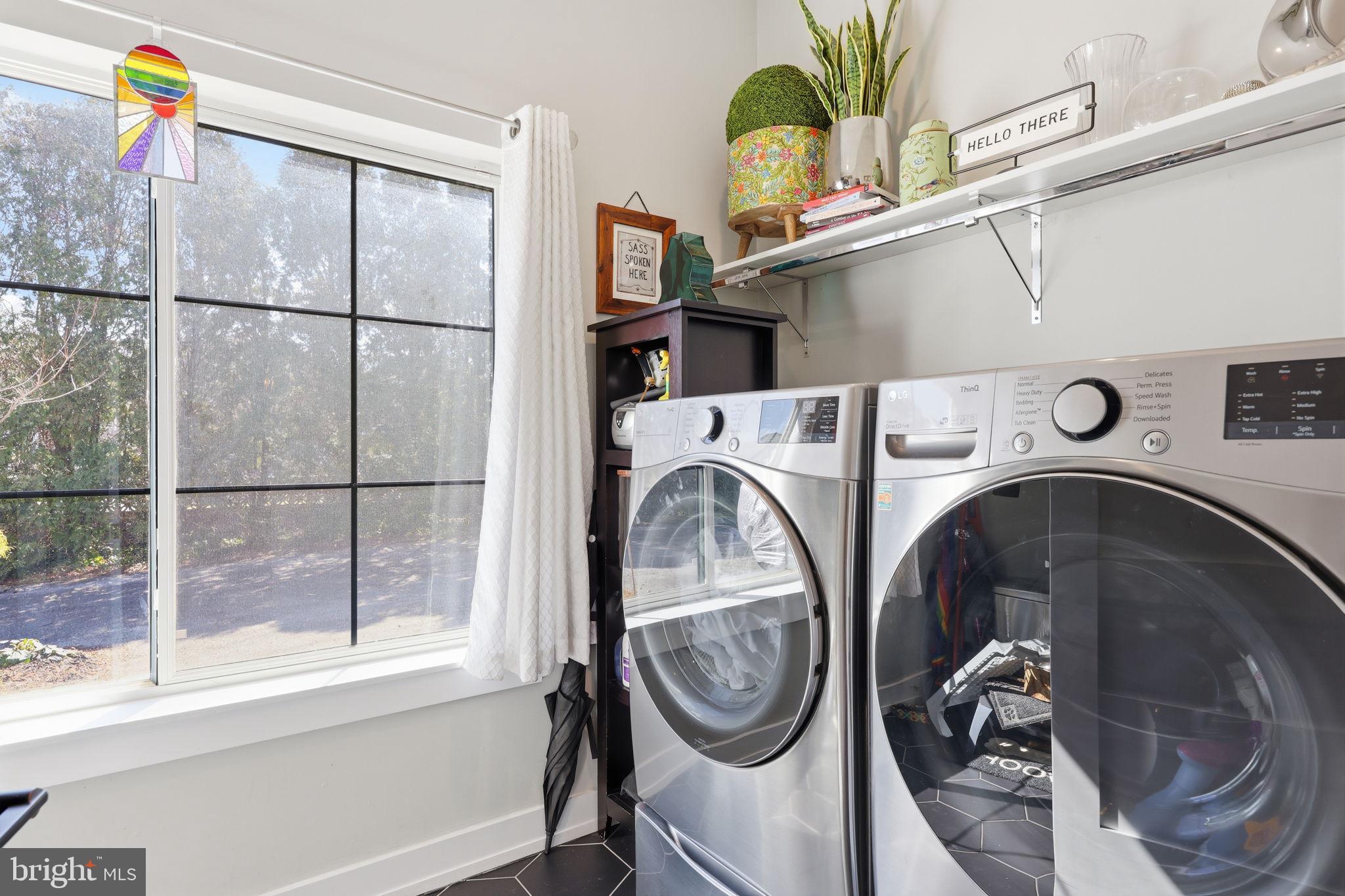 ROXBOROUGH - Residential