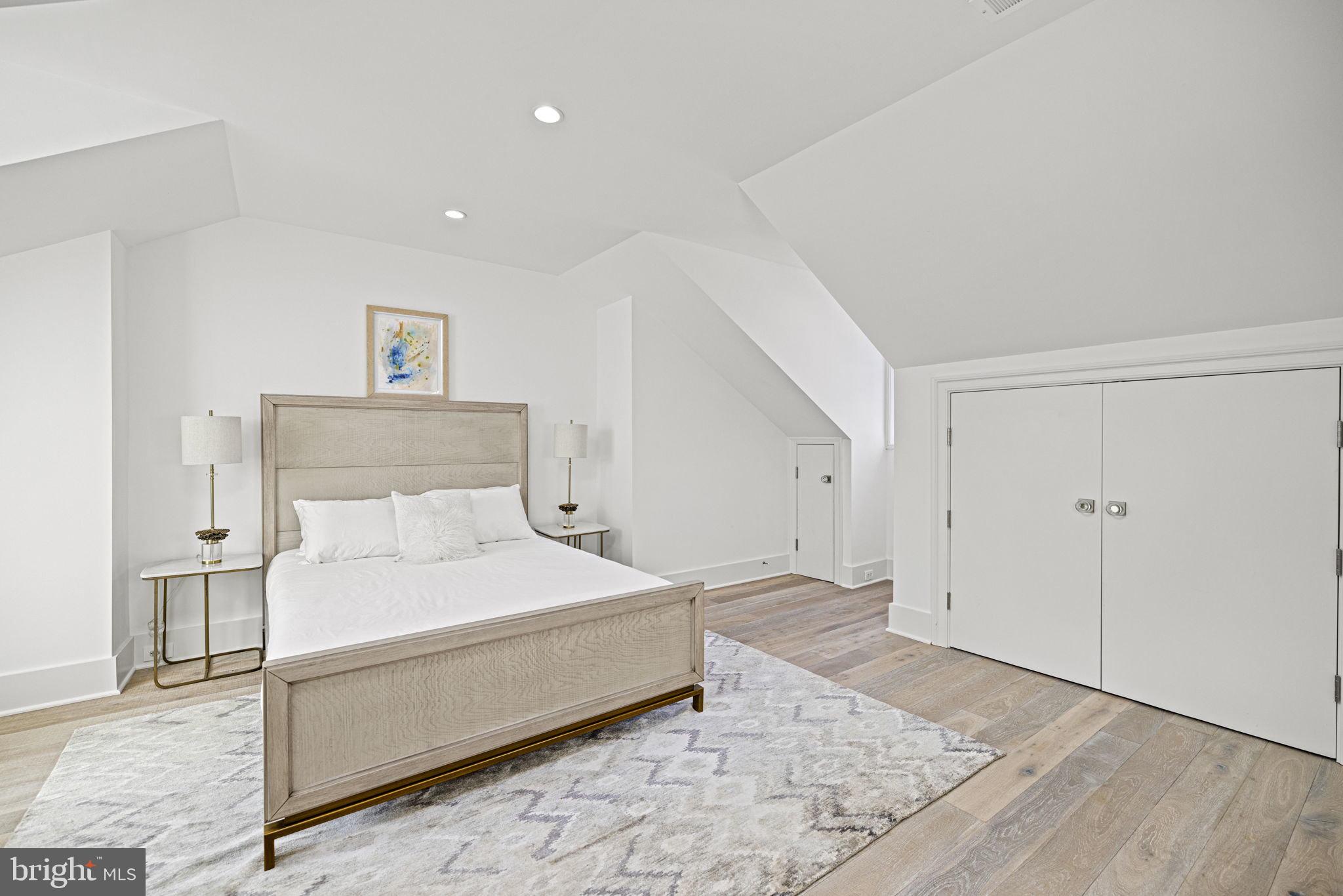 GEORGETOWN - Residential