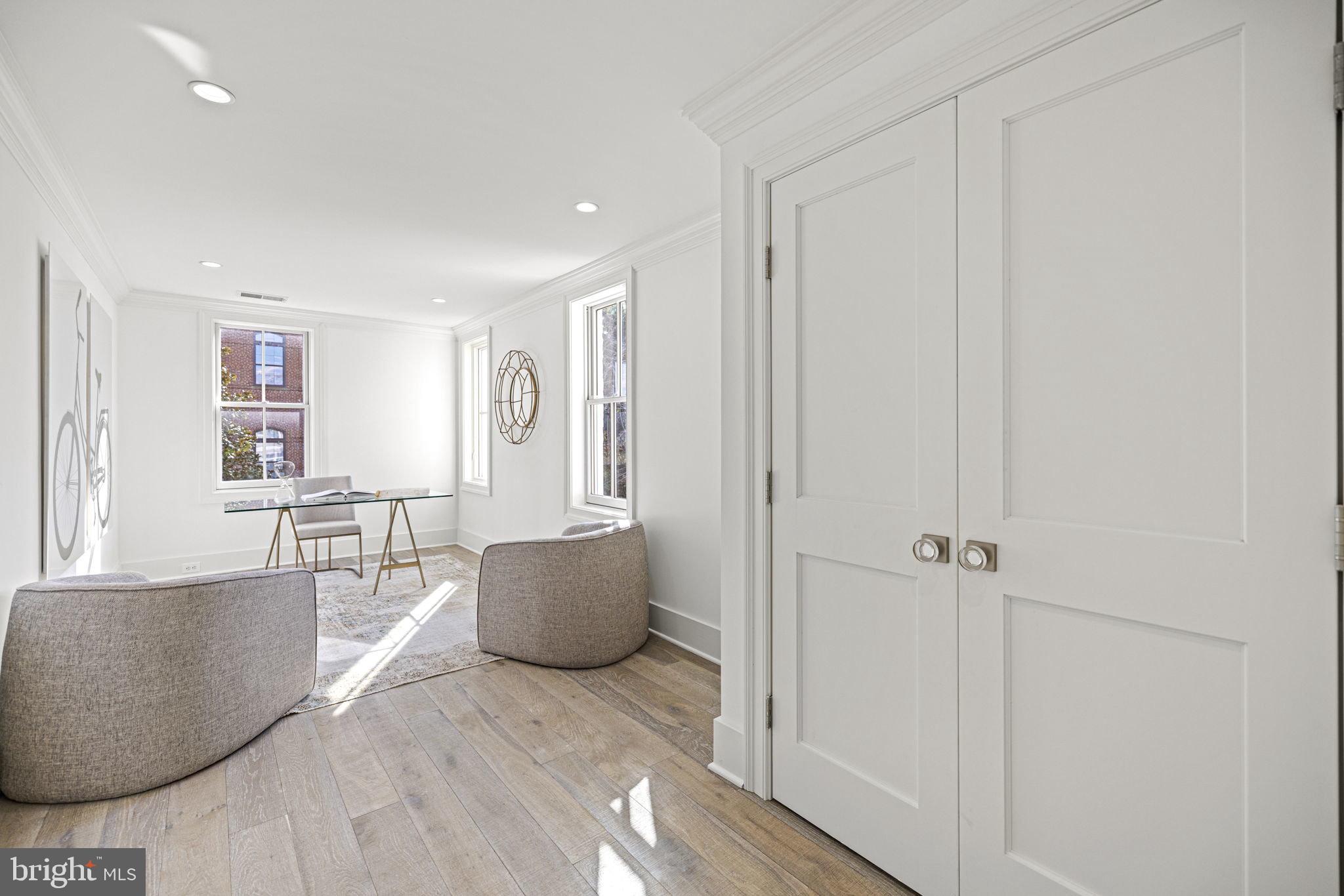 GEORGETOWN - Residential
