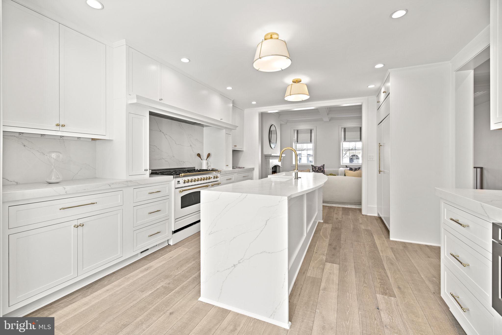 GEORGETOWN - Residential