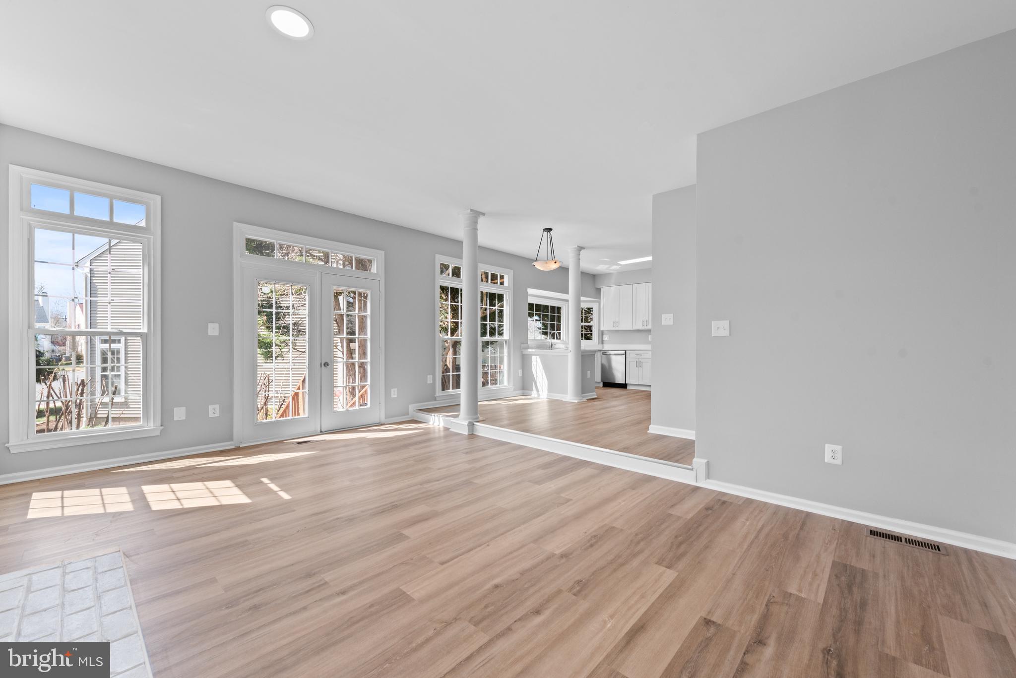 SULLY STATION - Residential