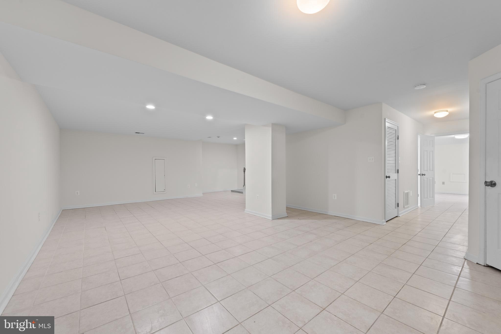 SULLY STATION - Residential