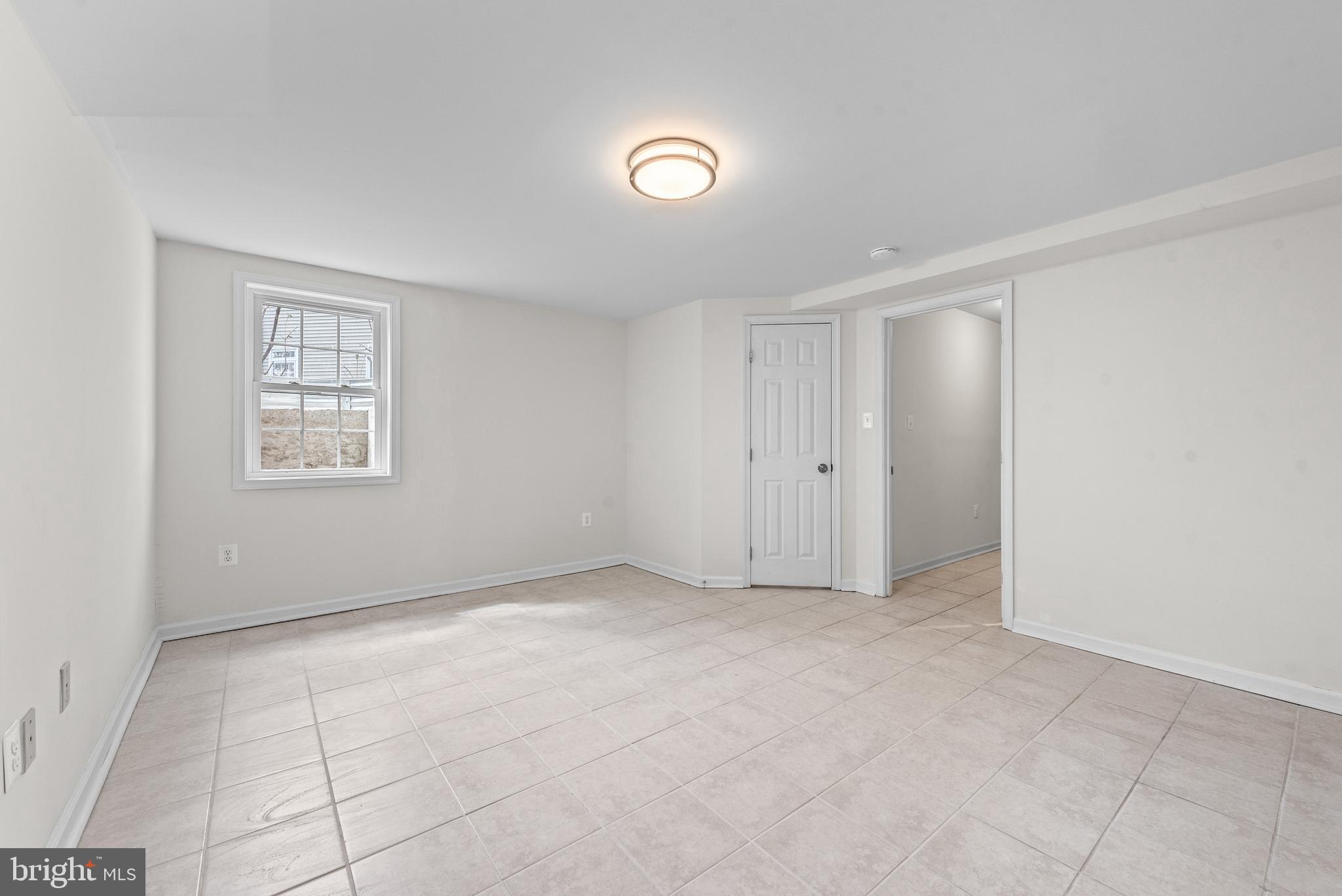 SULLY STATION - Residential